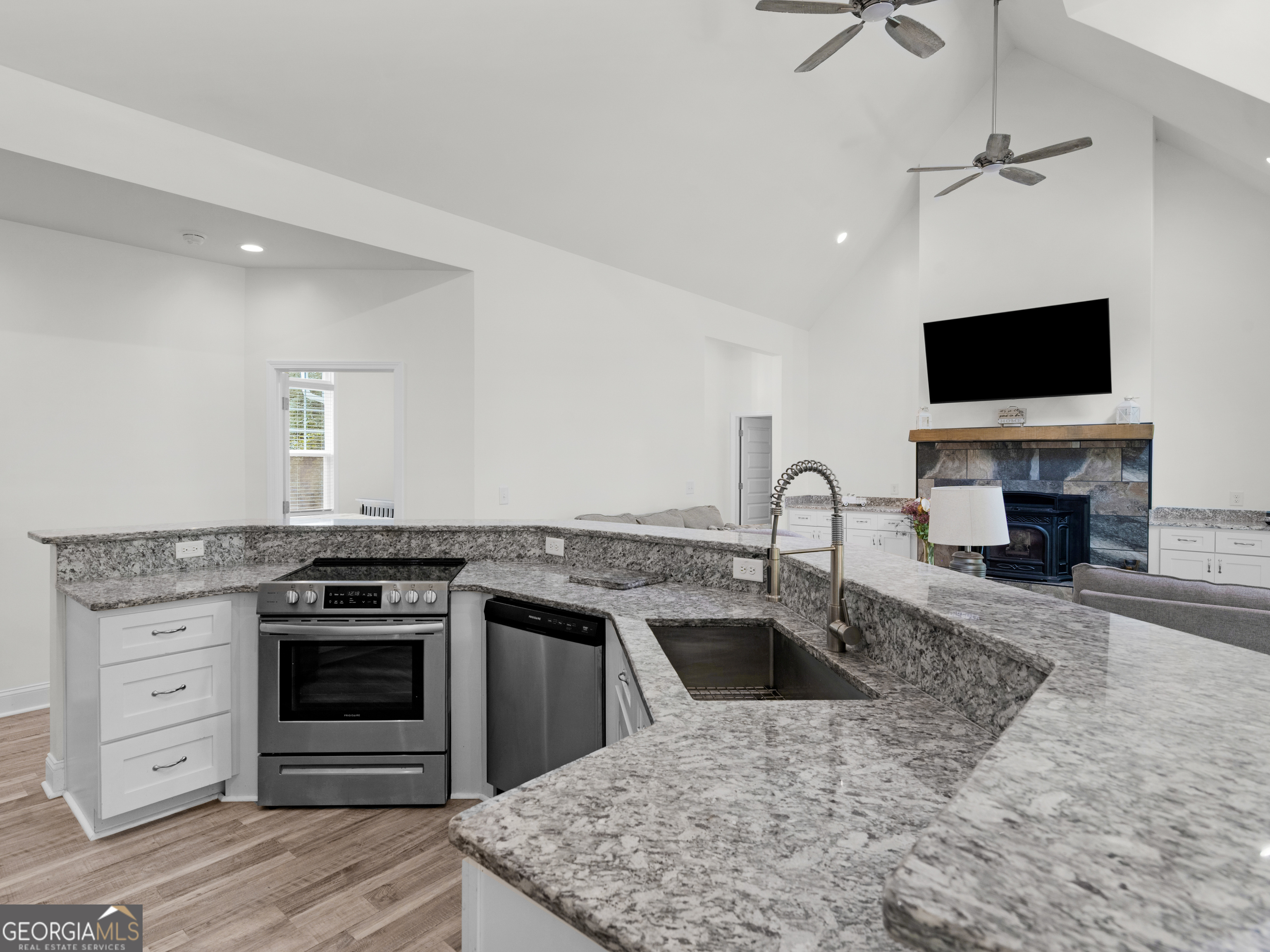 2736 Lester Mill Road