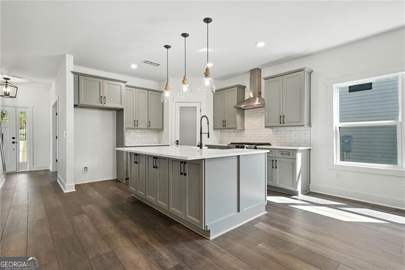 44 Puckett Rd Road SE