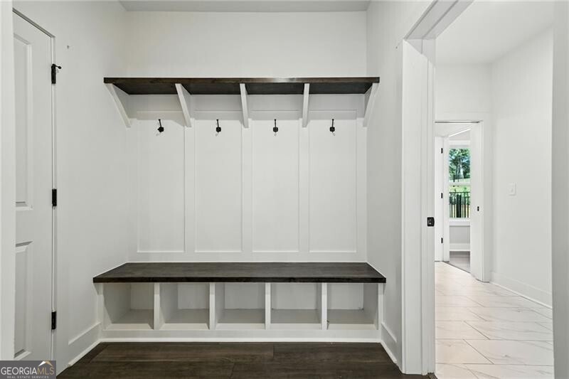 44 Puckett Rd Road SE