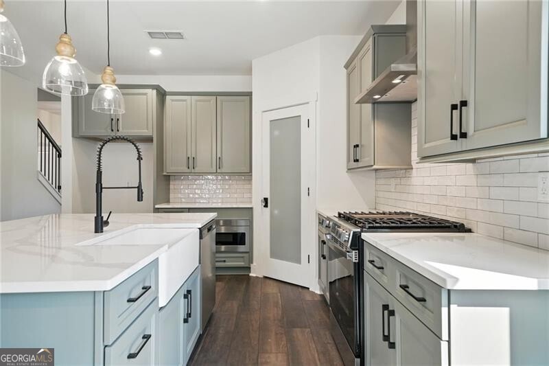 44 Puckett Rd Road SE