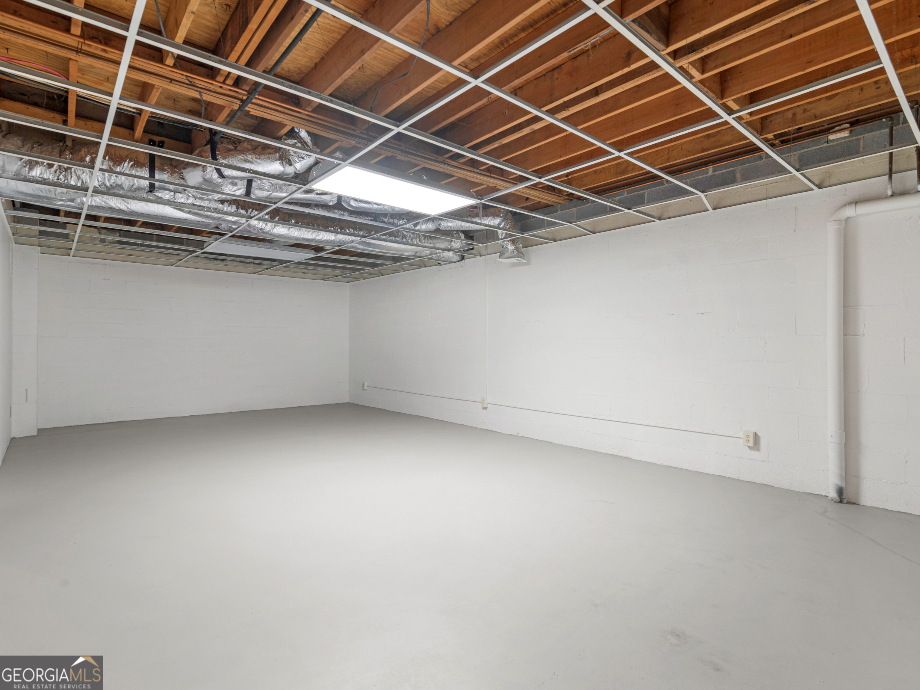 230 Horseshoe Circle