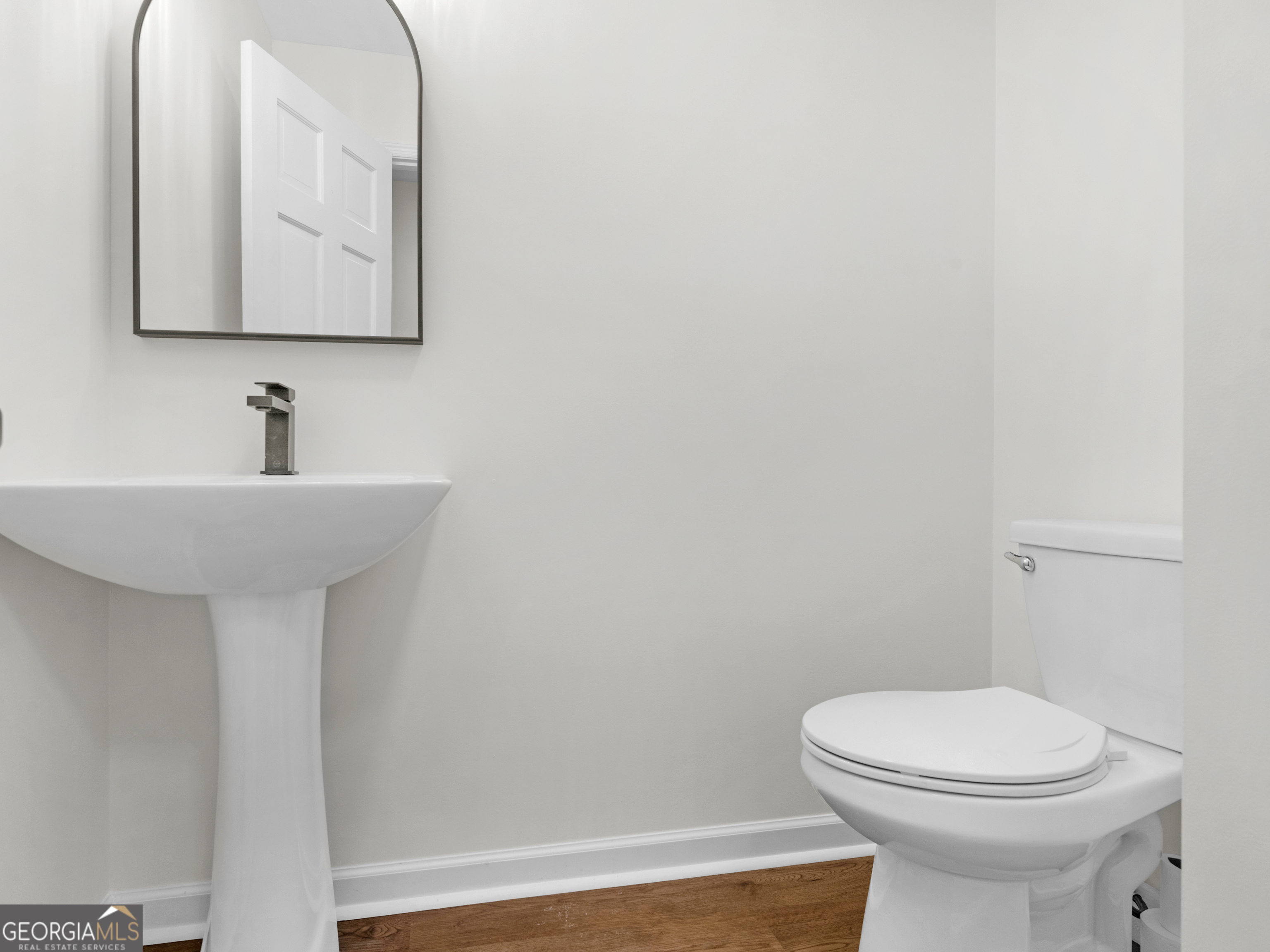 230 Horseshoe Circle