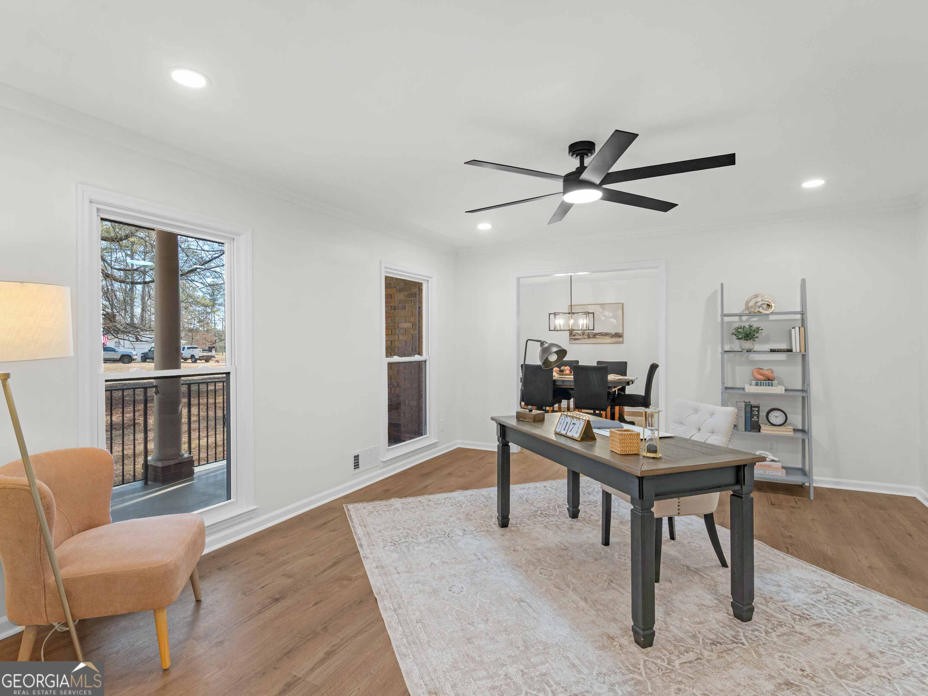 230 Horseshoe Circle