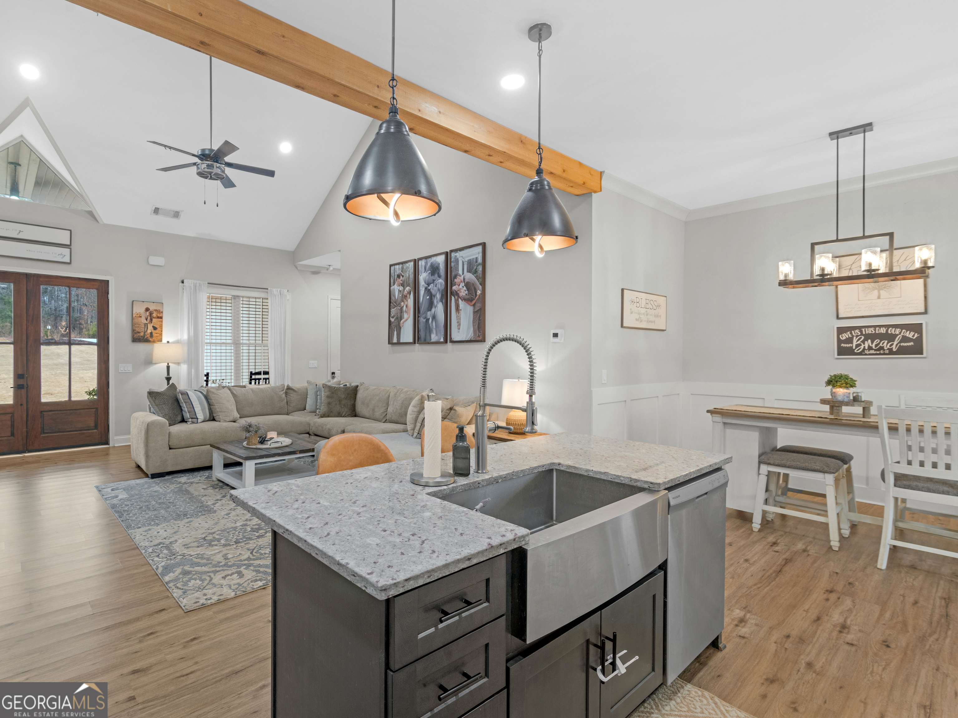 292 Old South River Rd