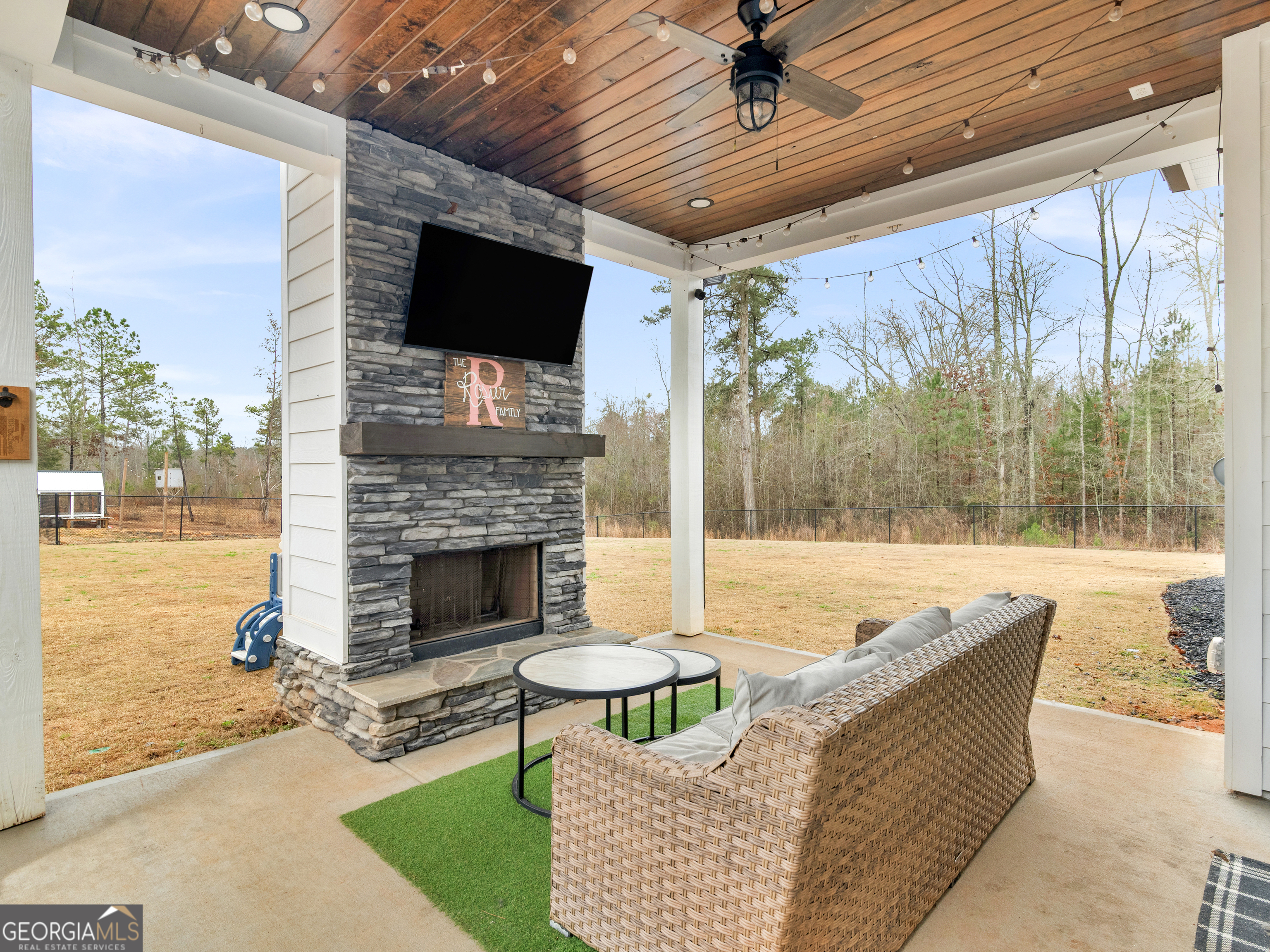 292 Old South River Rd