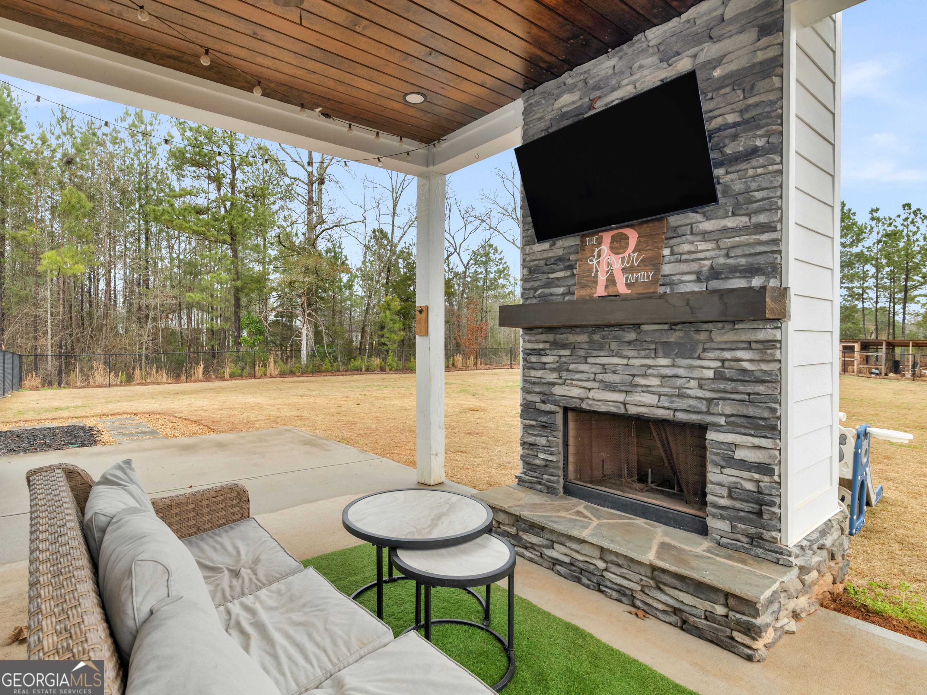 292 Old South River Rd