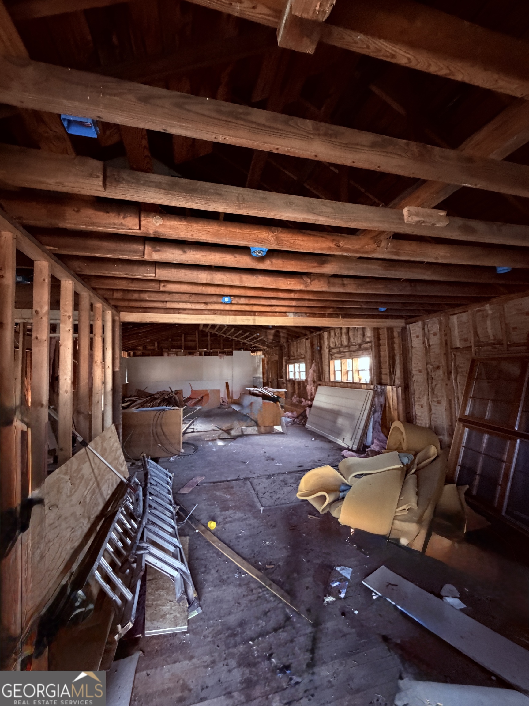 1487 Brentwood Avenue