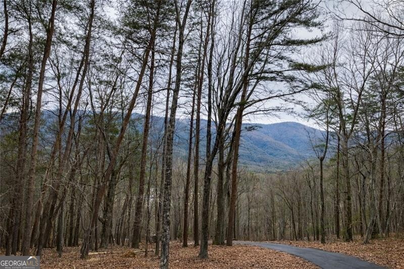 509 E Valley Road NE