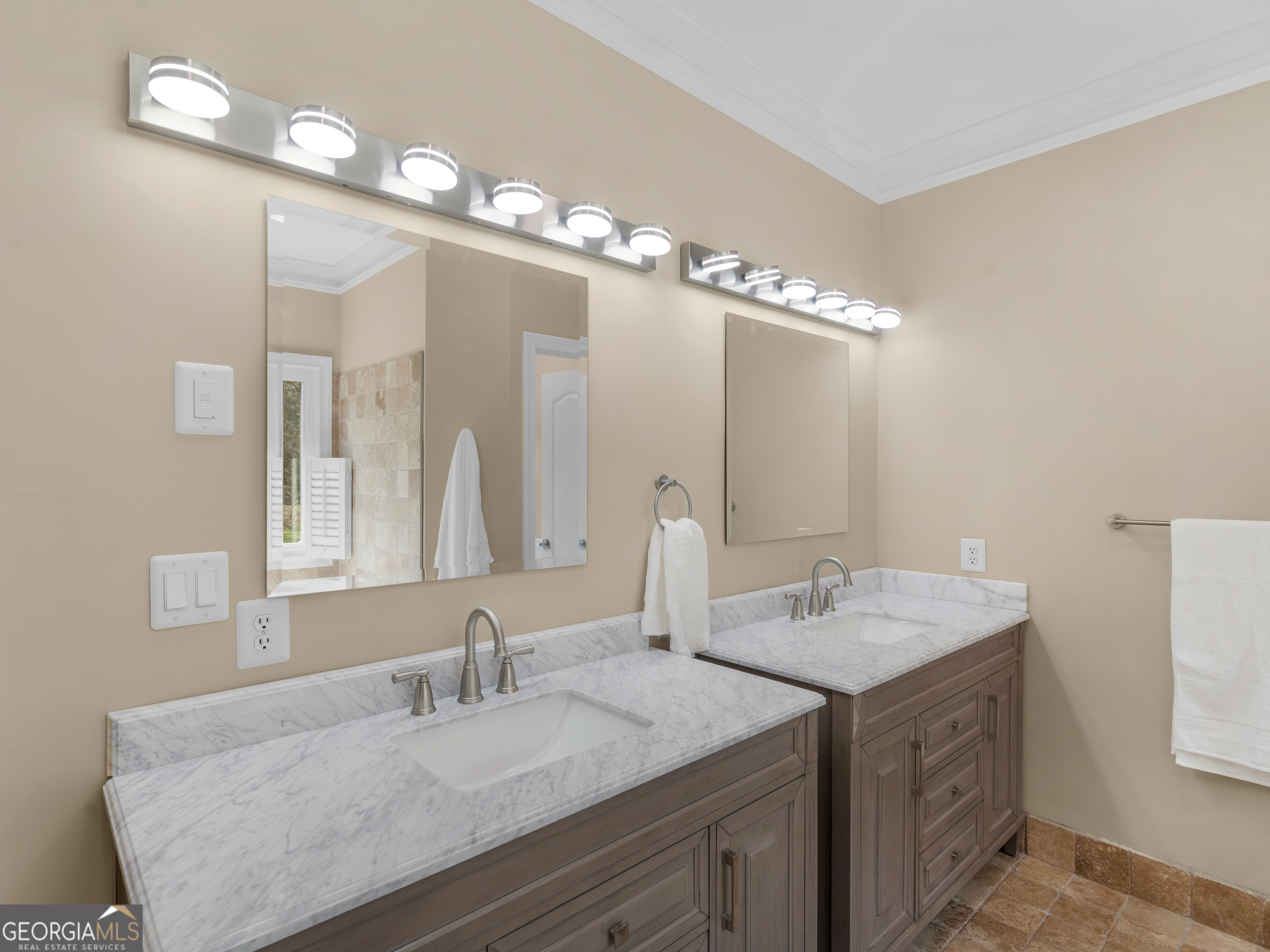 85 Highland Park Drive