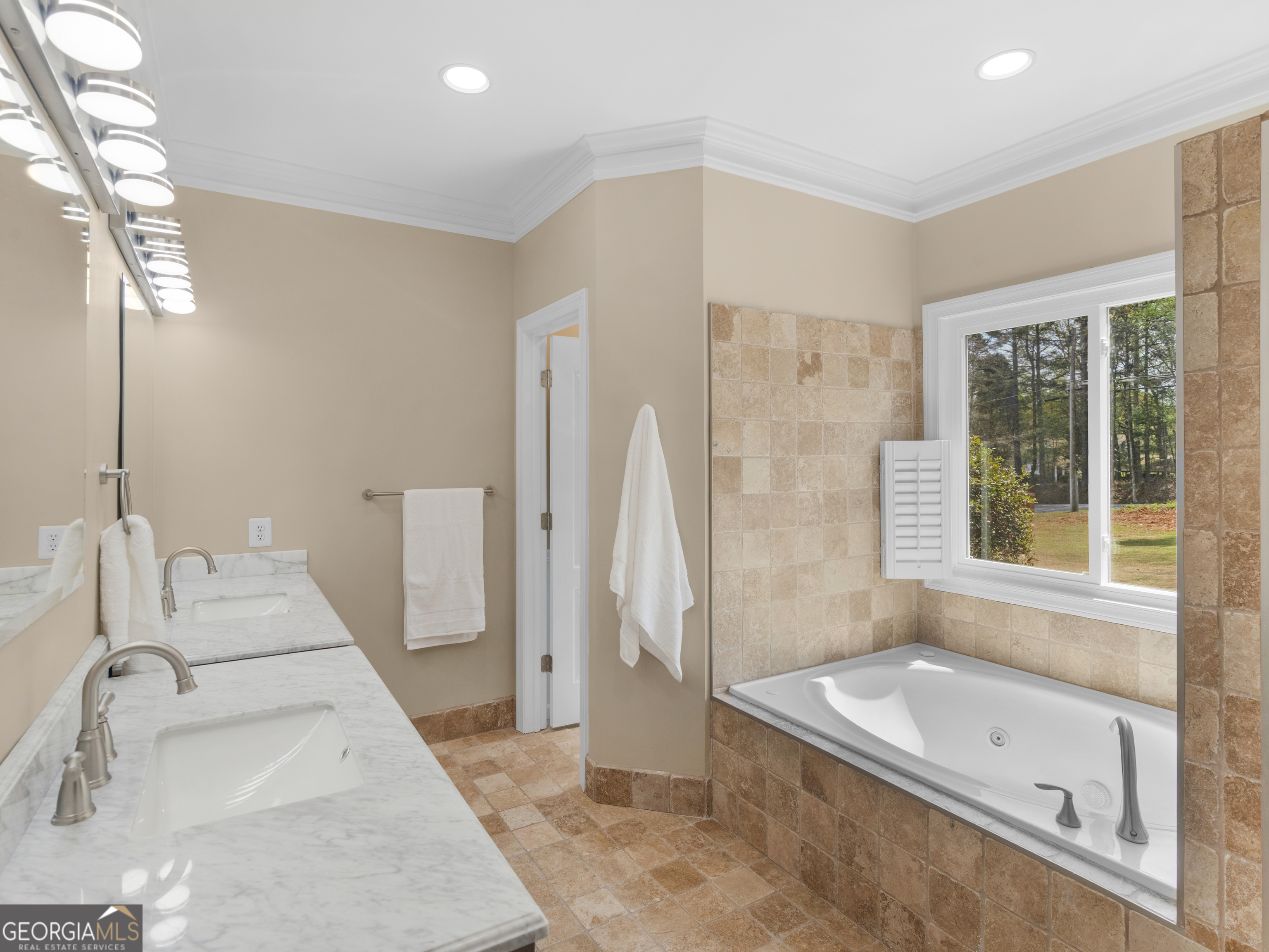 85 Highland Park Drive