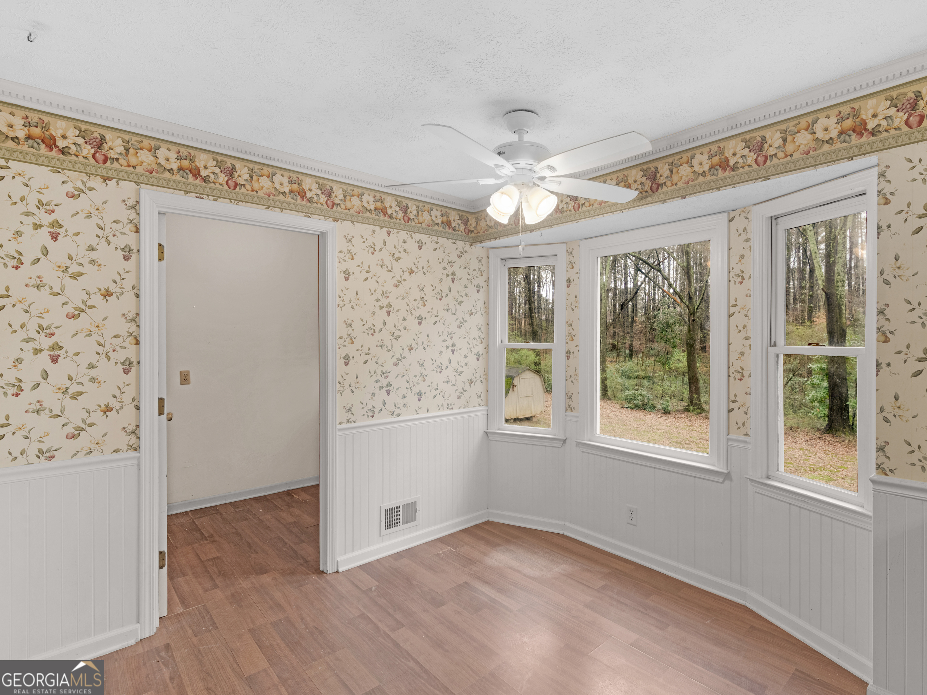 905 Sweet Briar Lane SE