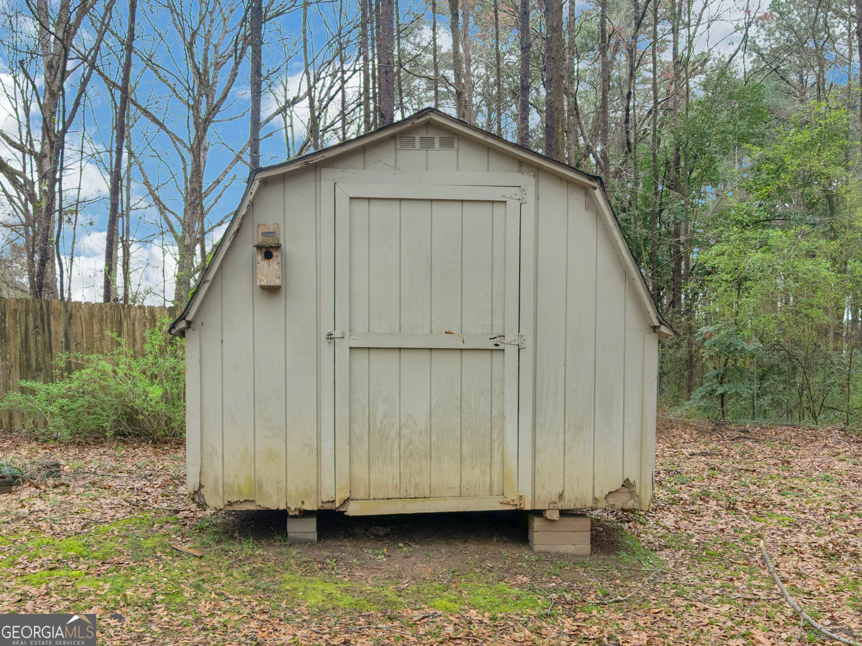 905 Sweet Briar Lane SE