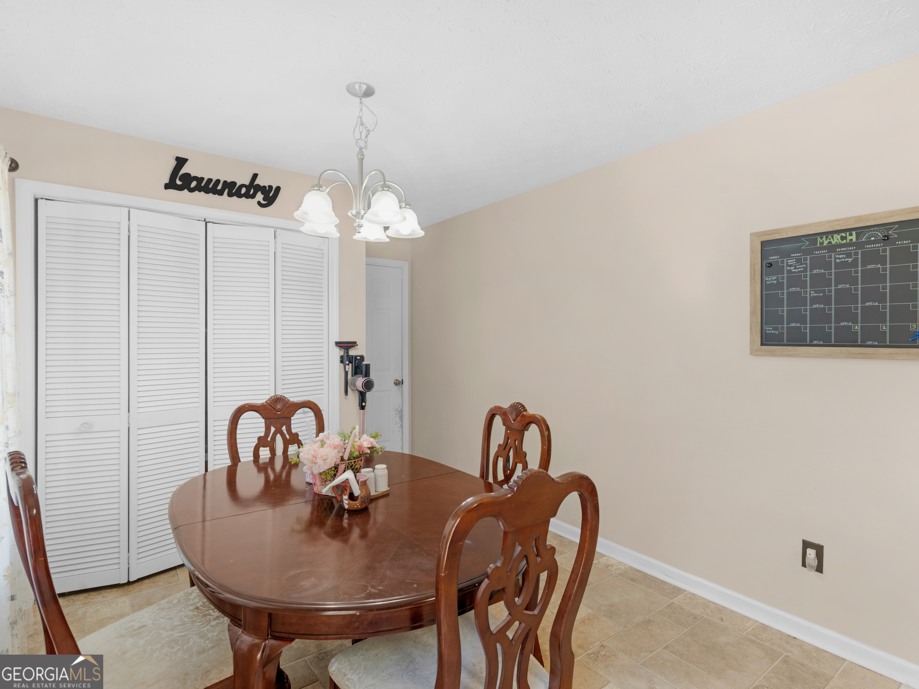 40 Rocky Hill Way