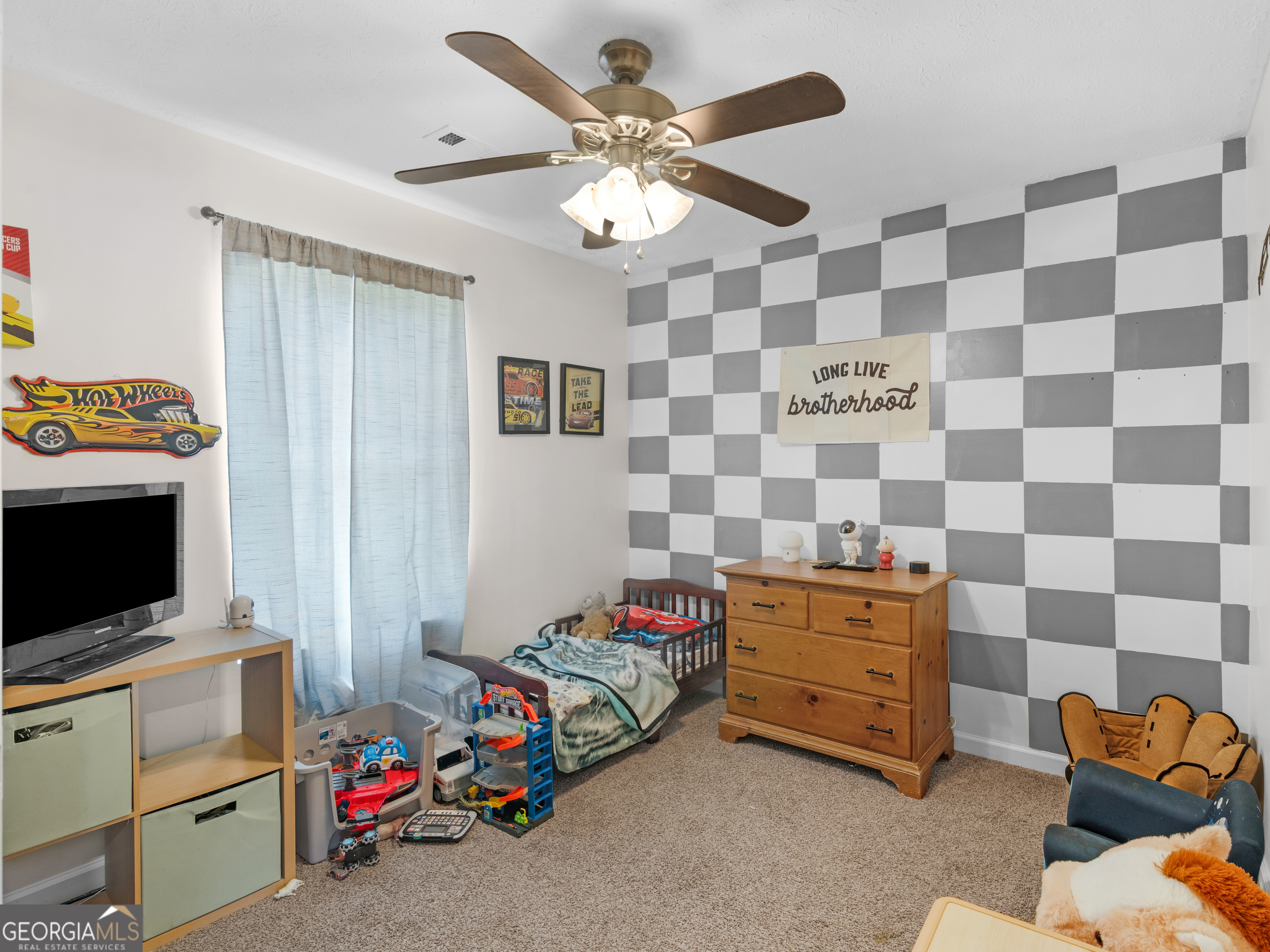 40 Rocky Hill Way