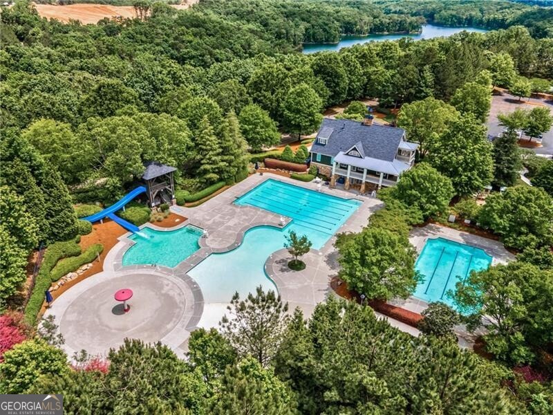 113 Greenbrier Way