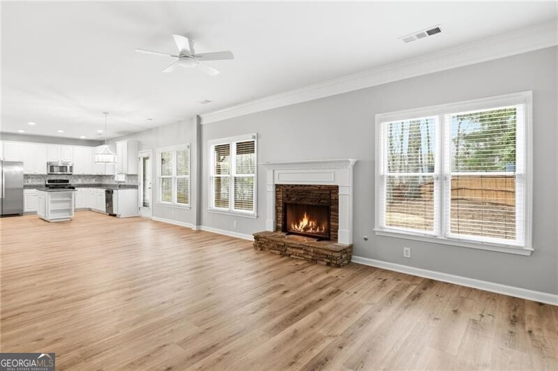 113 Greenbrier Way