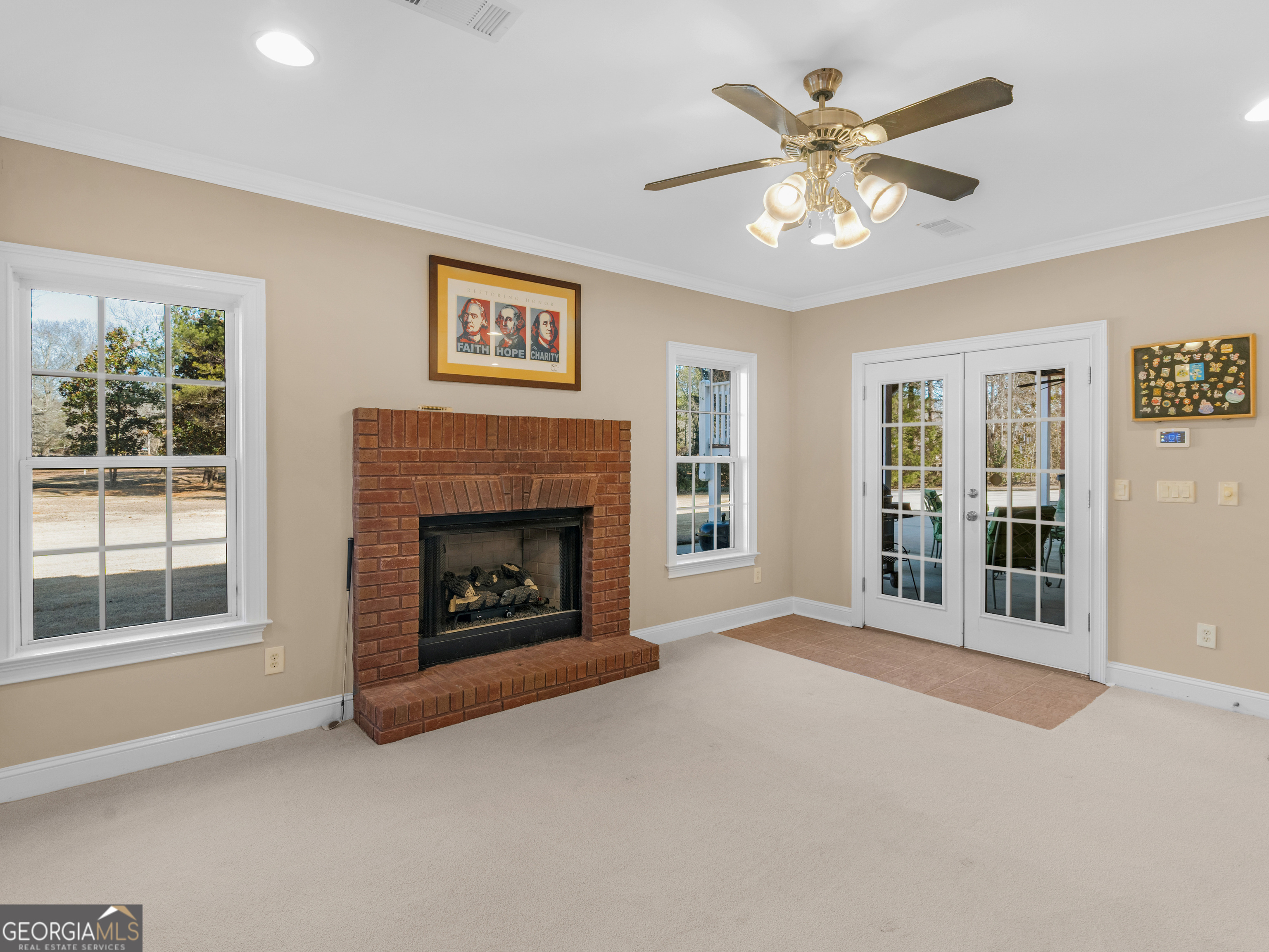 100 Cambridge Drive S