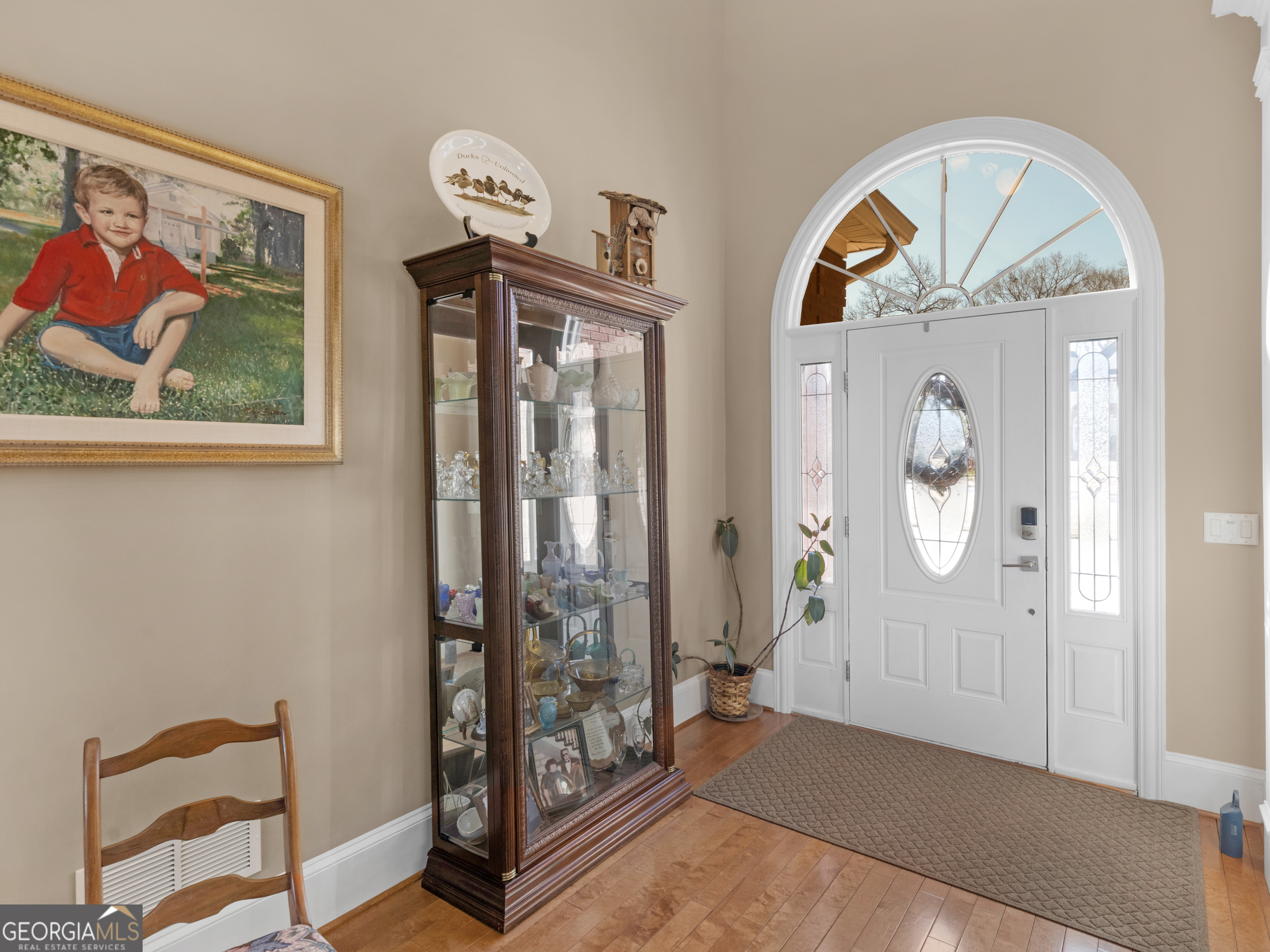 100 Cambridge Drive S