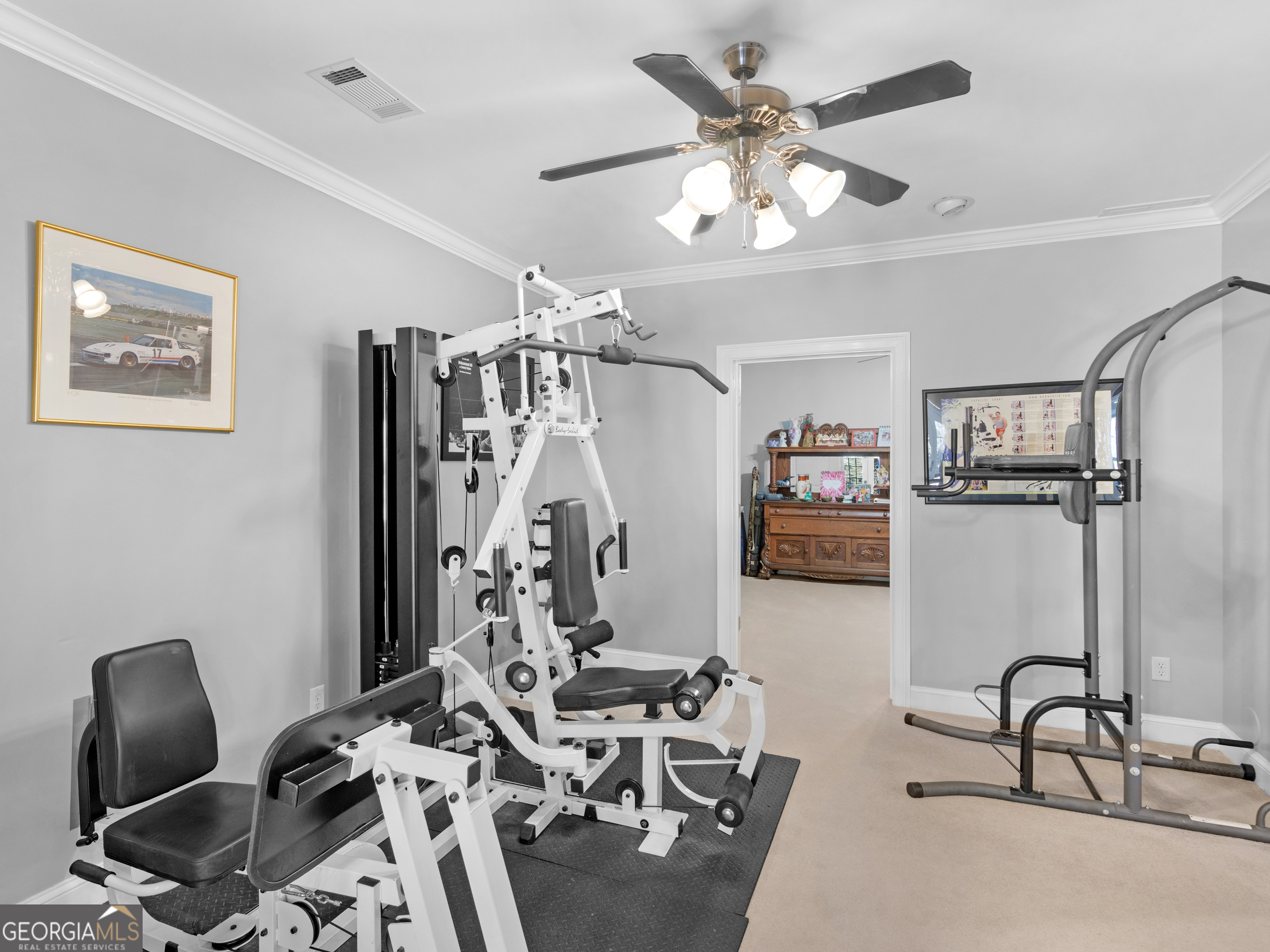 100 Cambridge Drive S