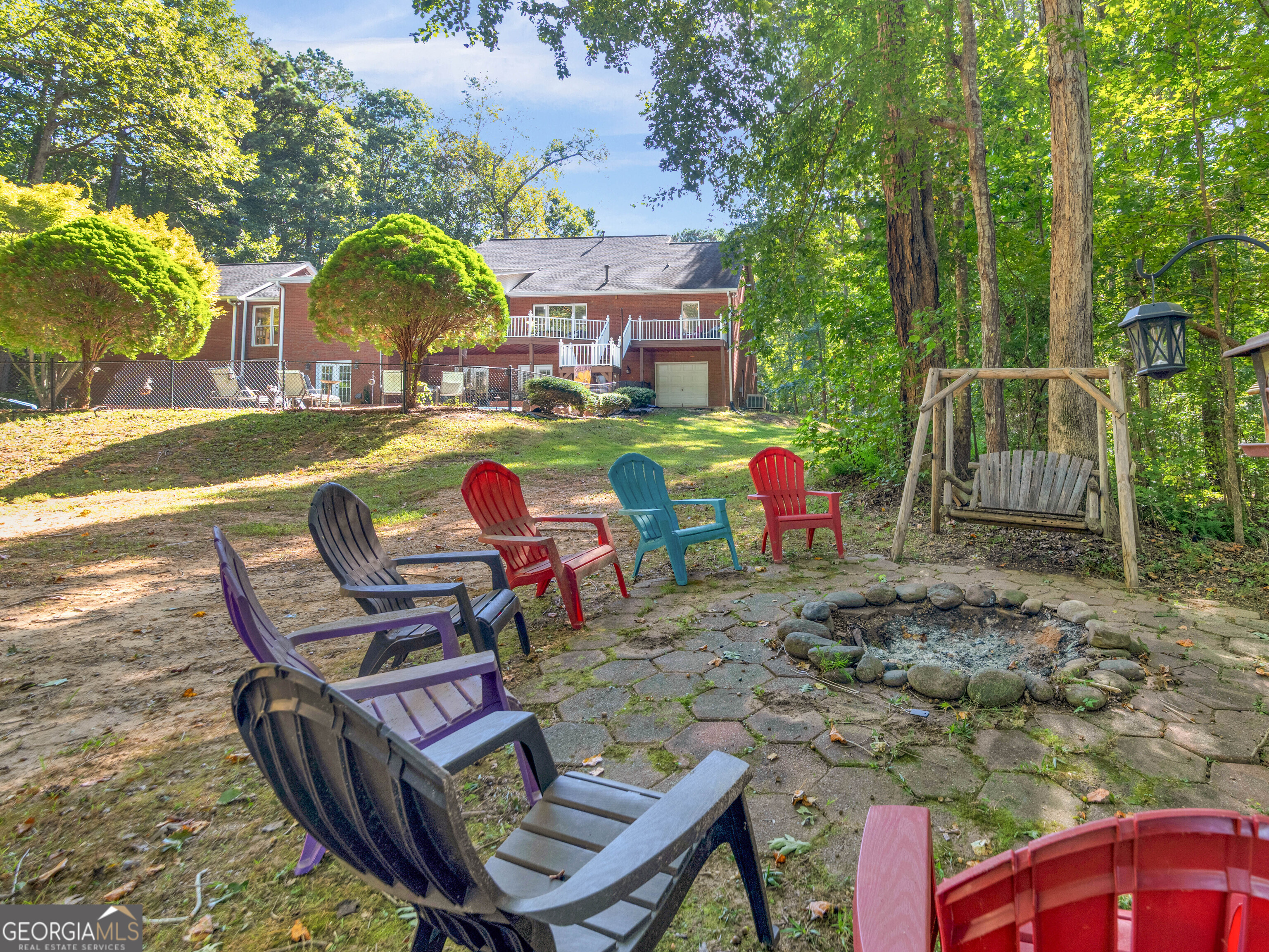 325 Country Side Drive