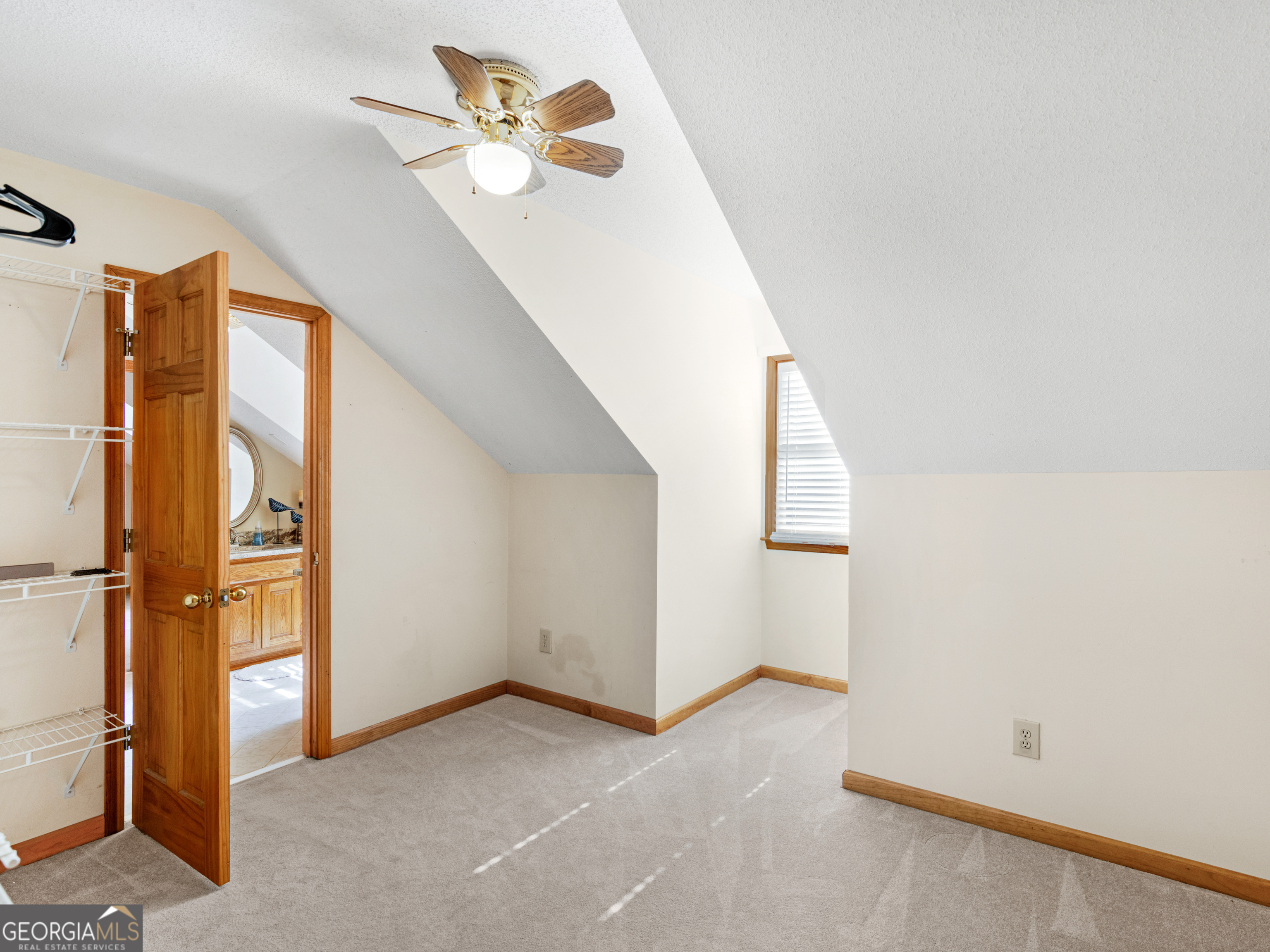 325 Country Side Drive