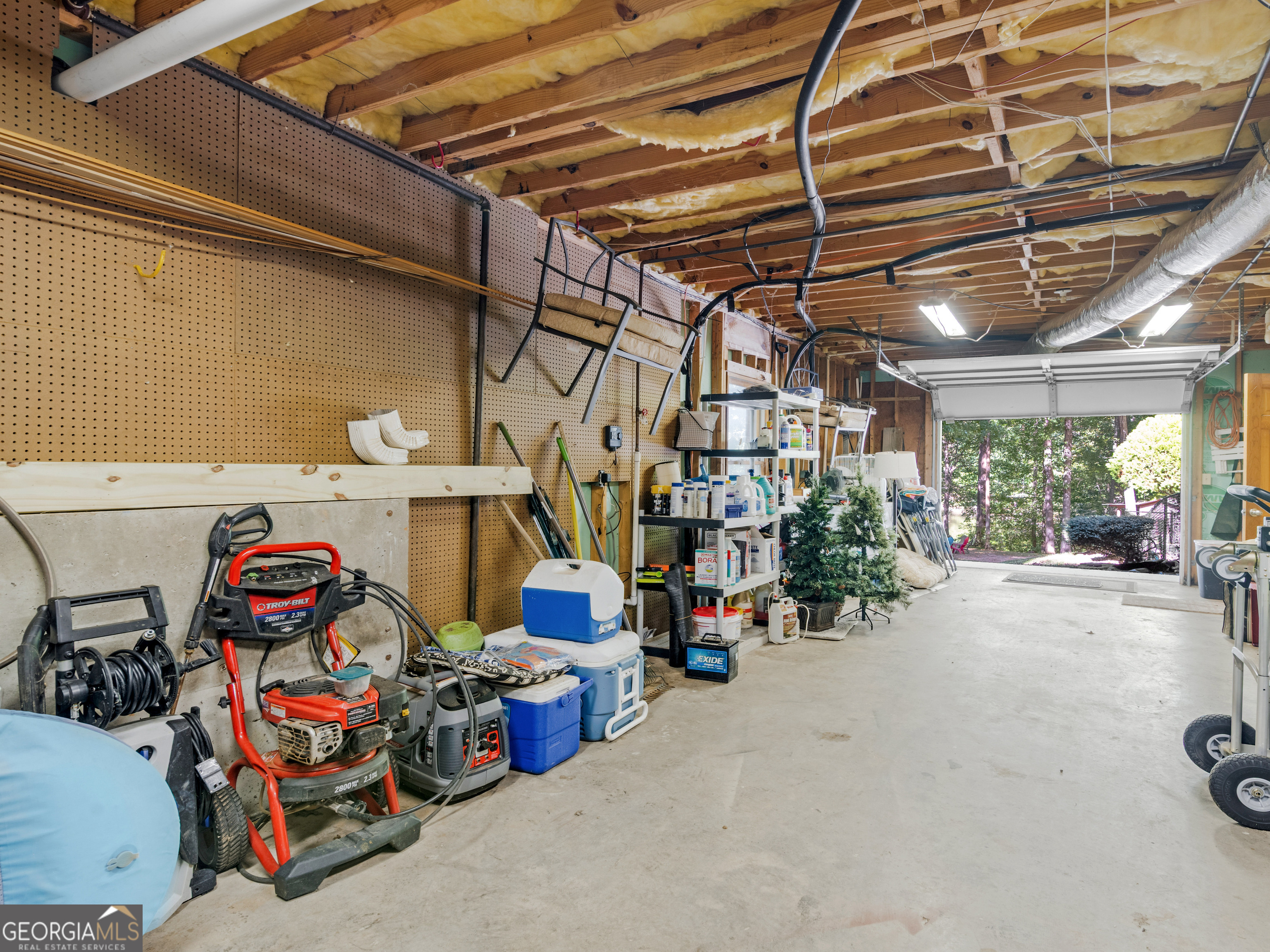 325 Country Side Drive