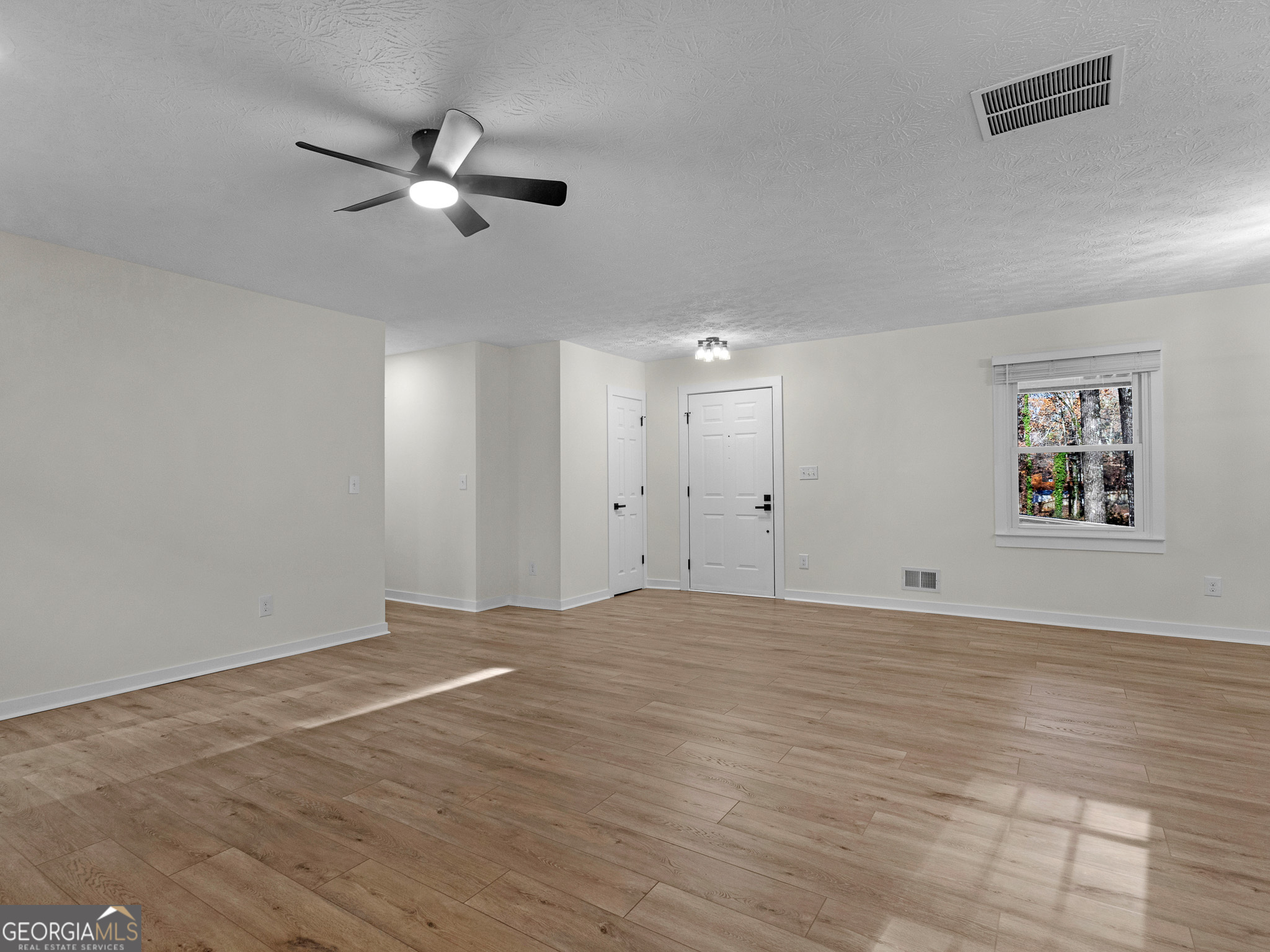 8228 Lullwater Court