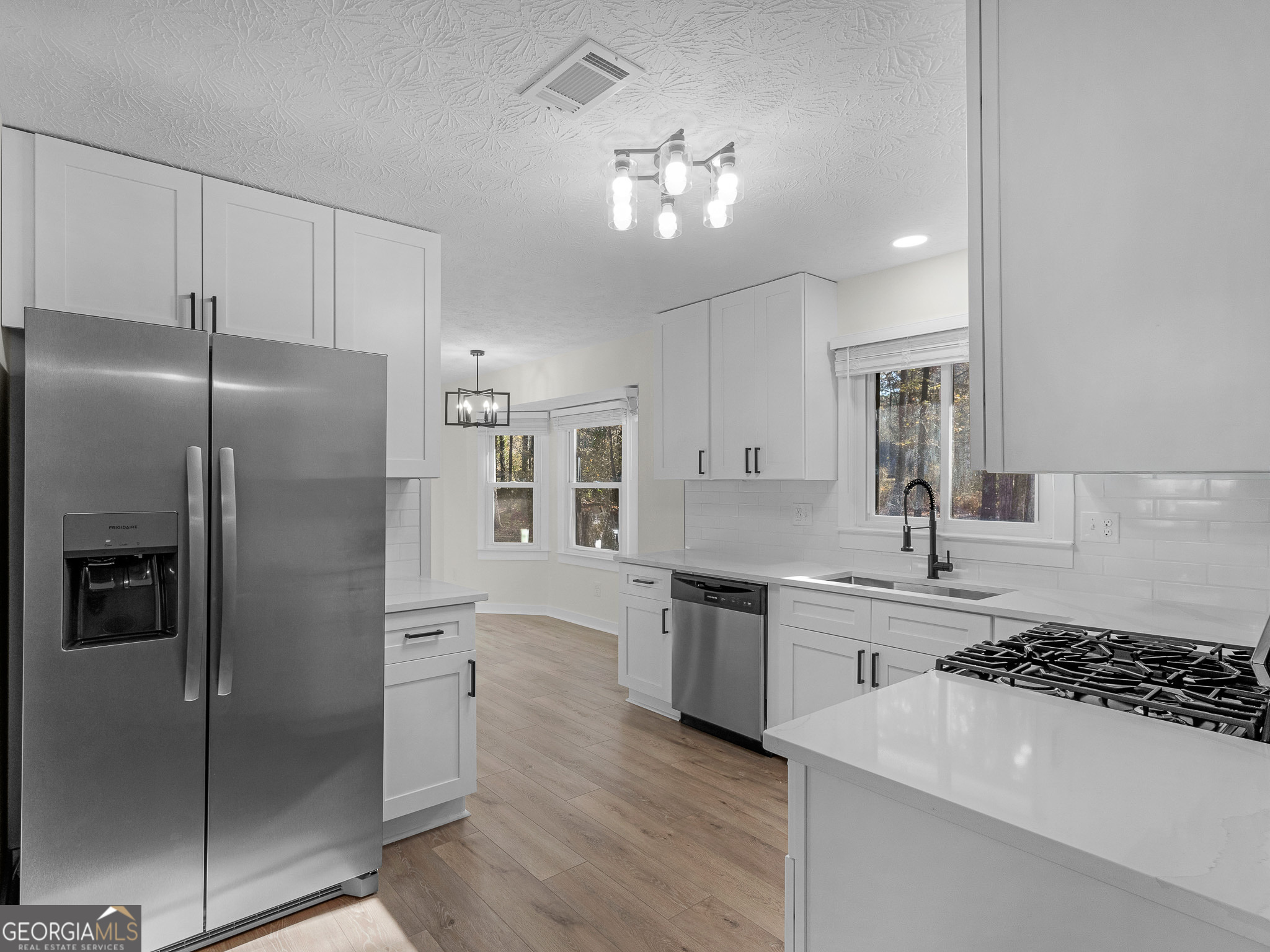 8228 Lullwater Court