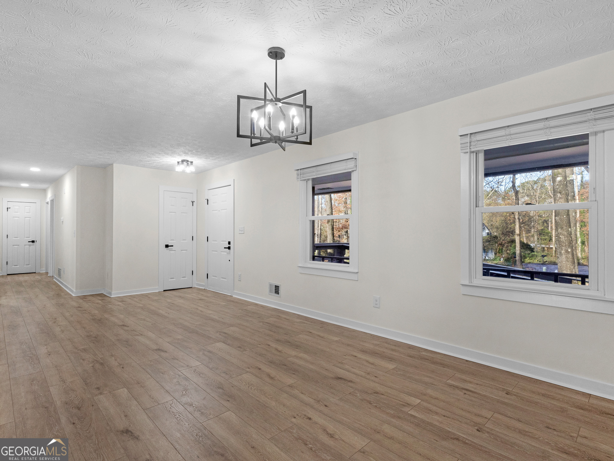 8228 Lullwater Court