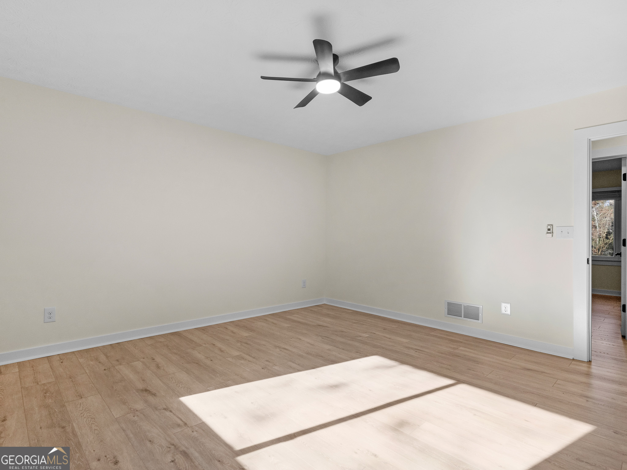 8228 Lullwater Court