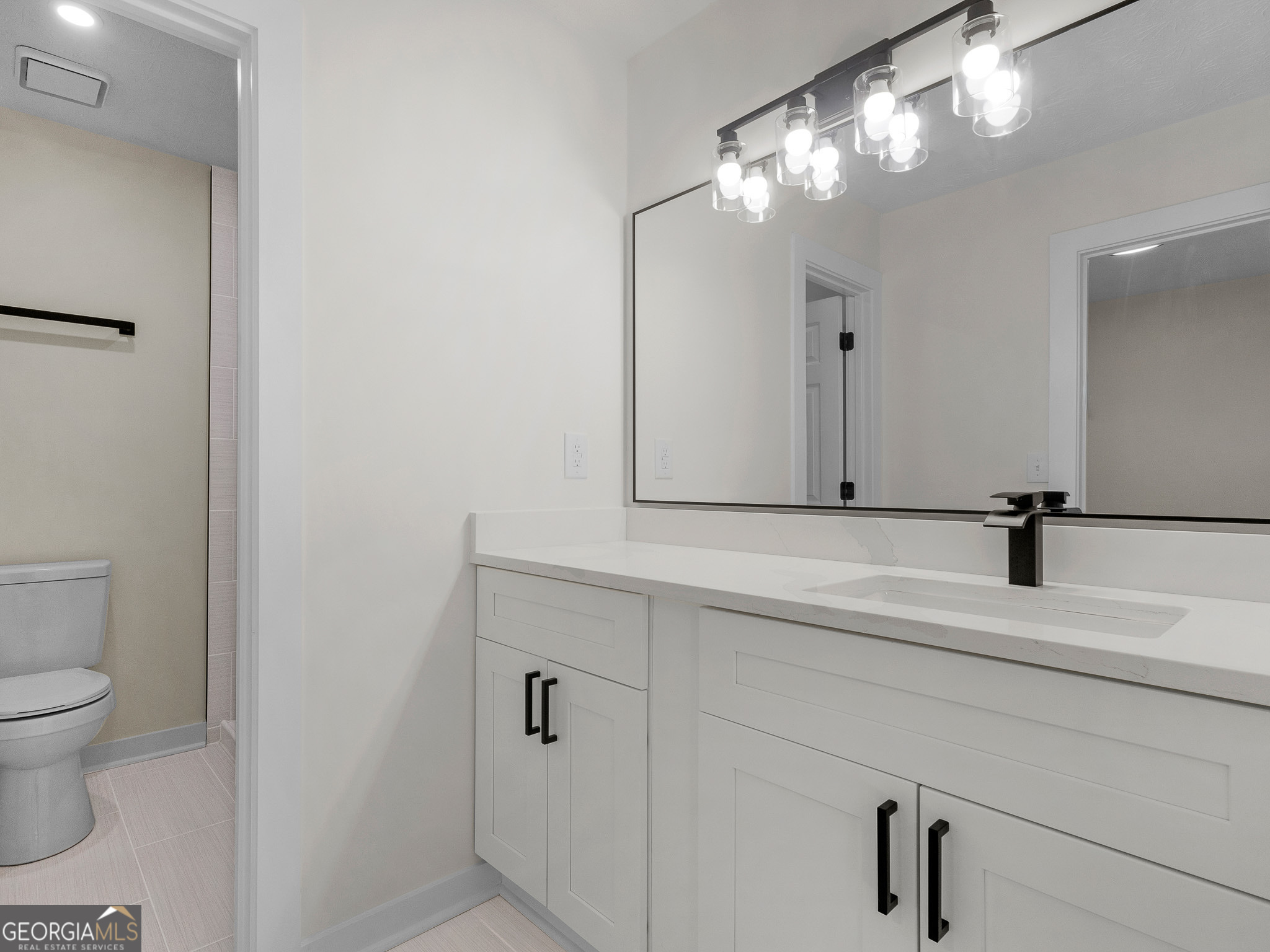 8228 Lullwater Court