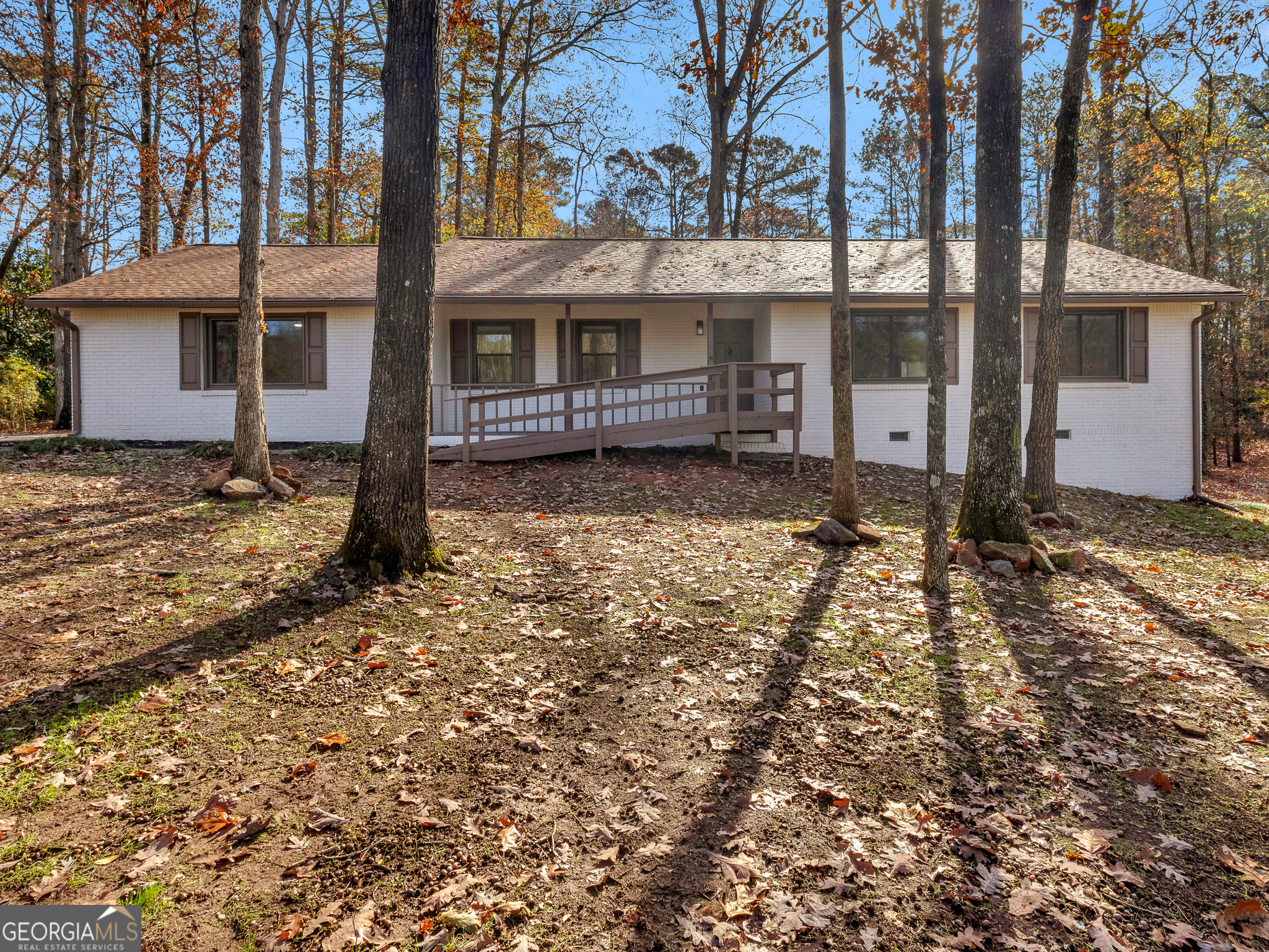 8228 Lullwater Court