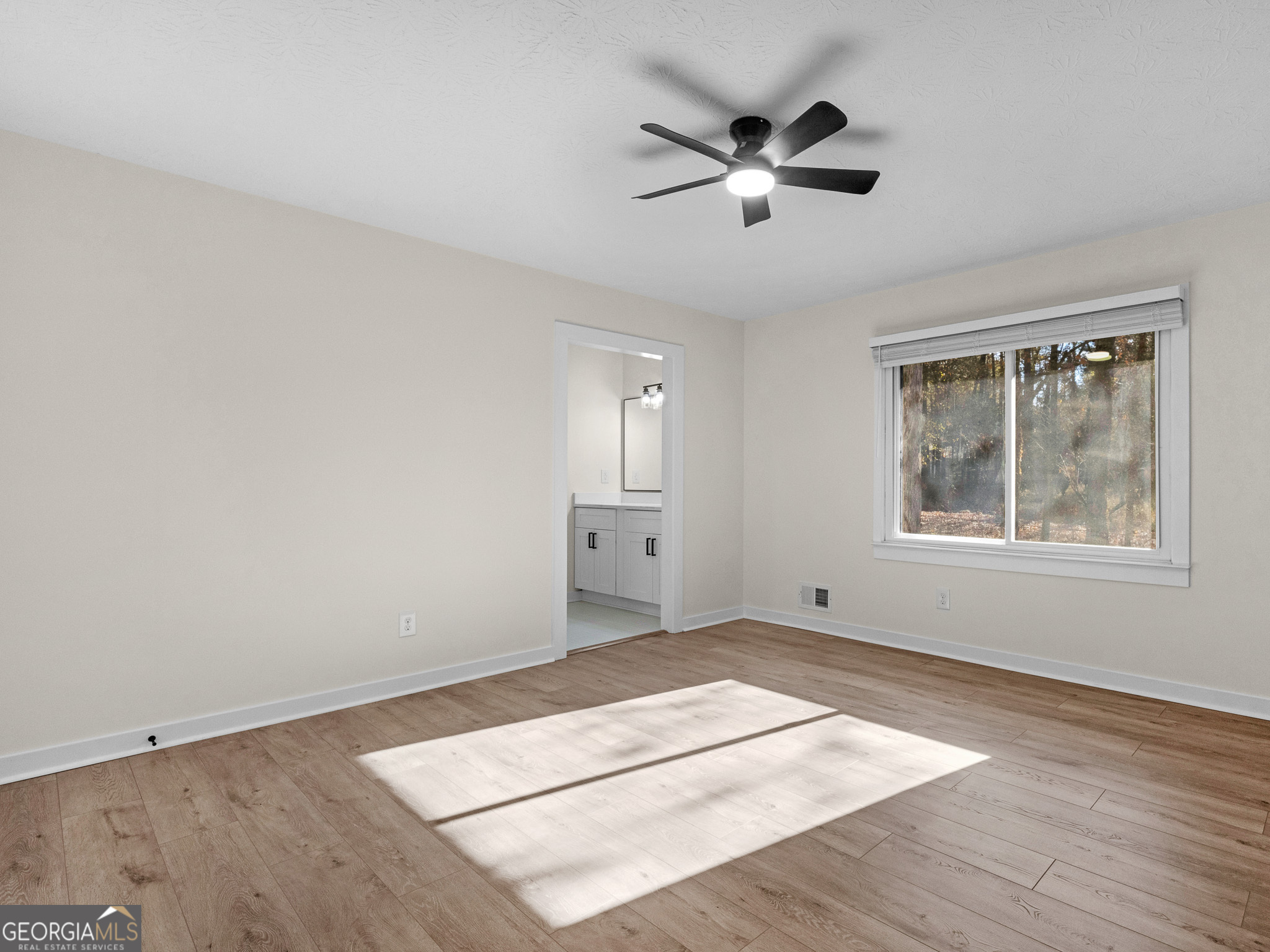 8228 Lullwater Court