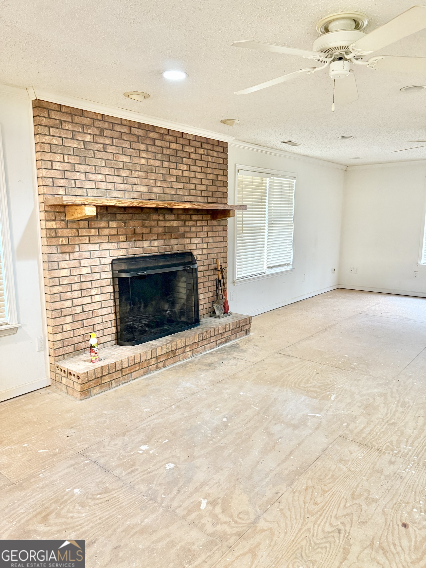 2235 Long Branch Road