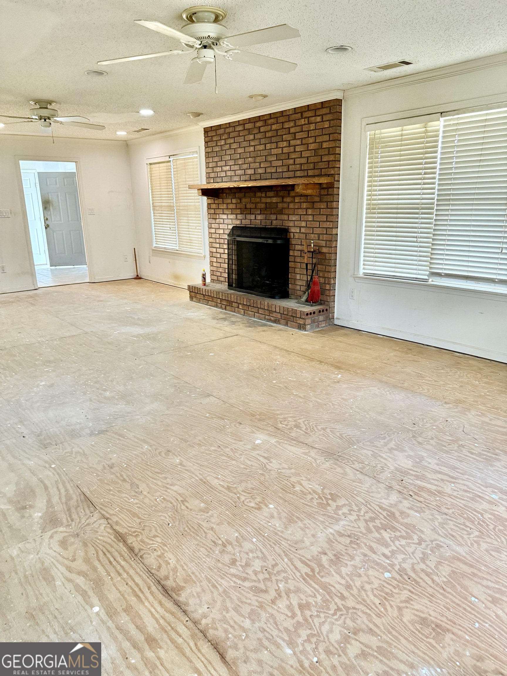 2235 Long Branch Road