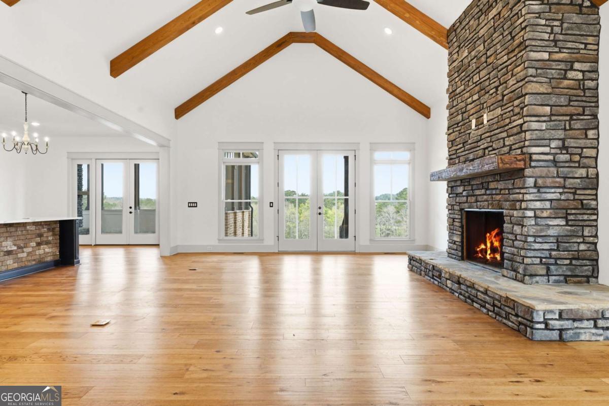 738 Overlook Trail