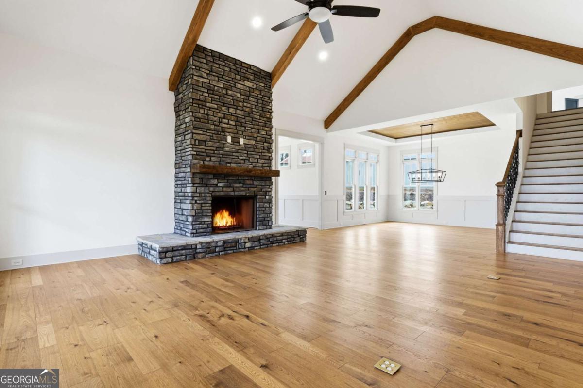 738 Overlook Trail