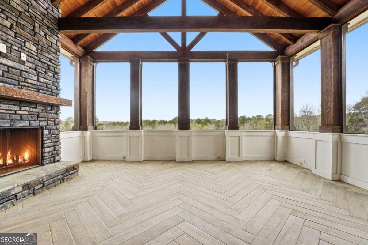 738 Overlook Trail
