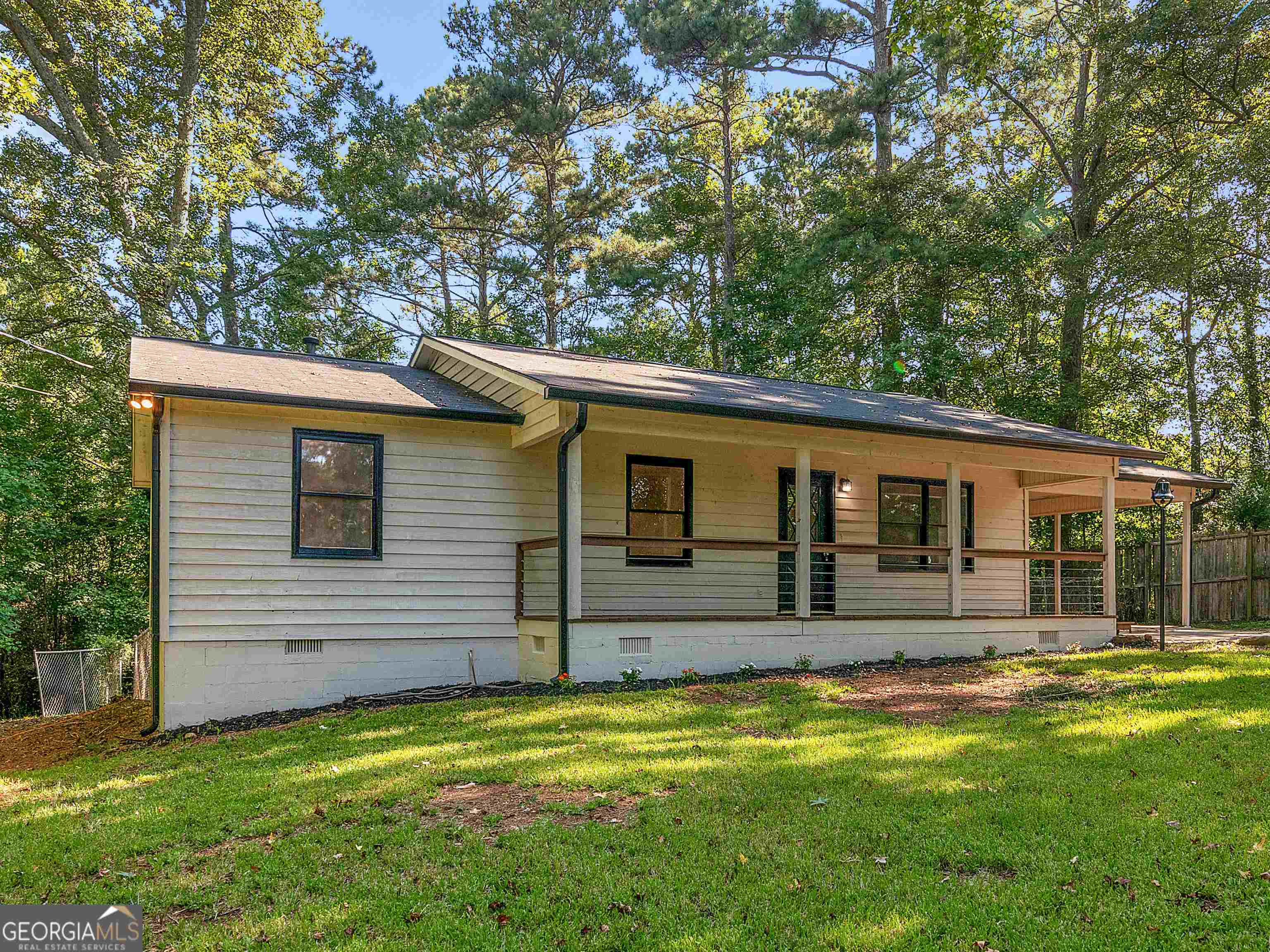 1999 Hampton Locust Grove Road