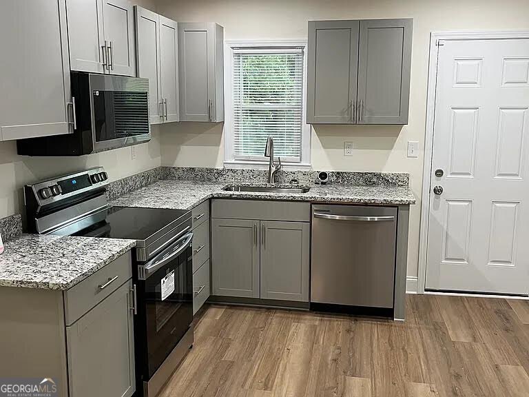 320 Camfield Court SW