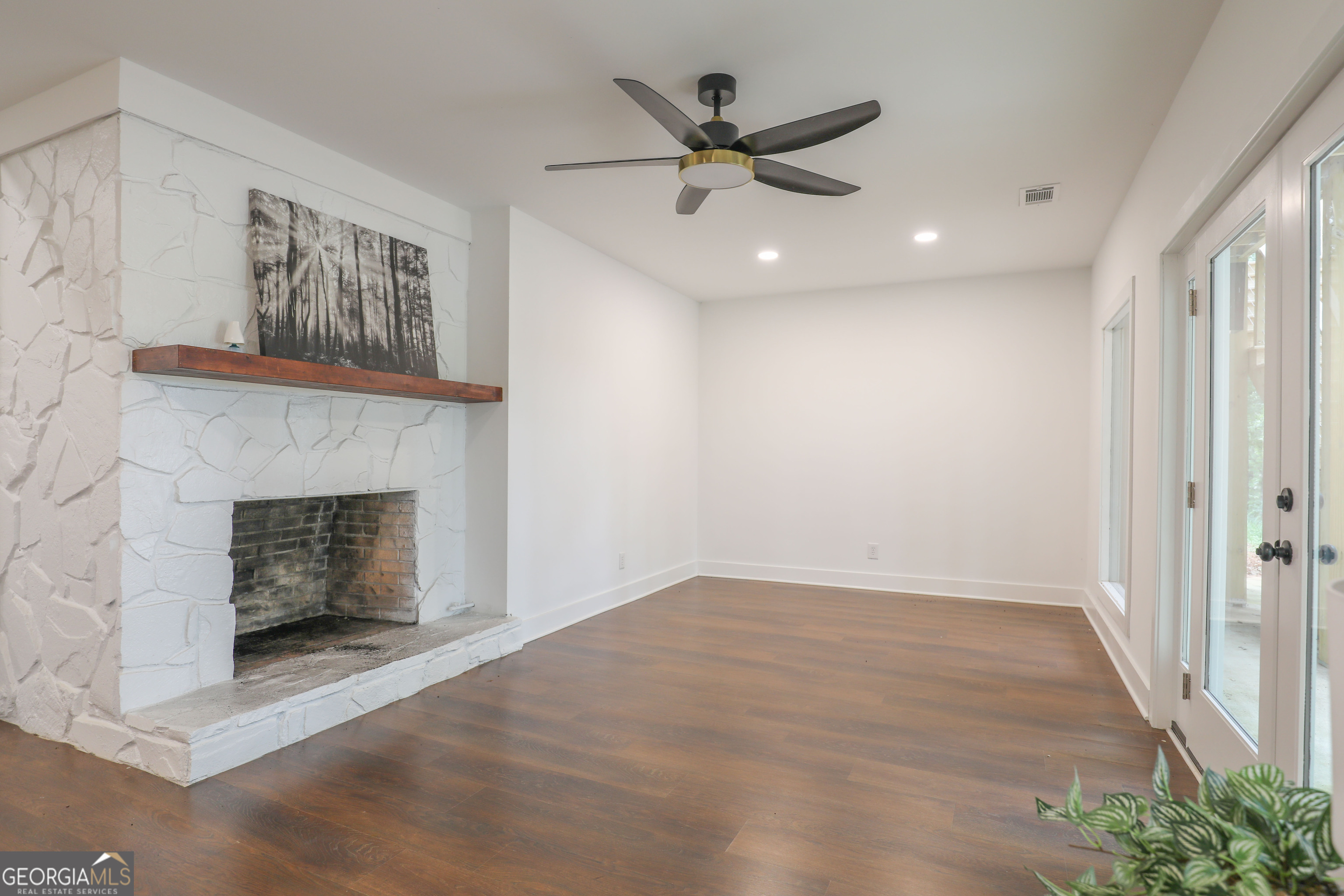 212 Southland Drive