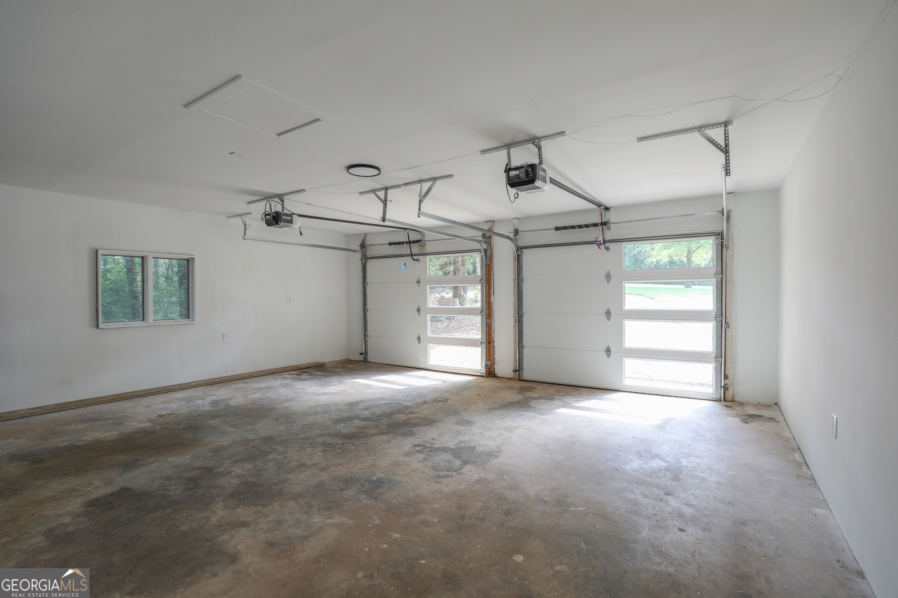 212 Southland Drive