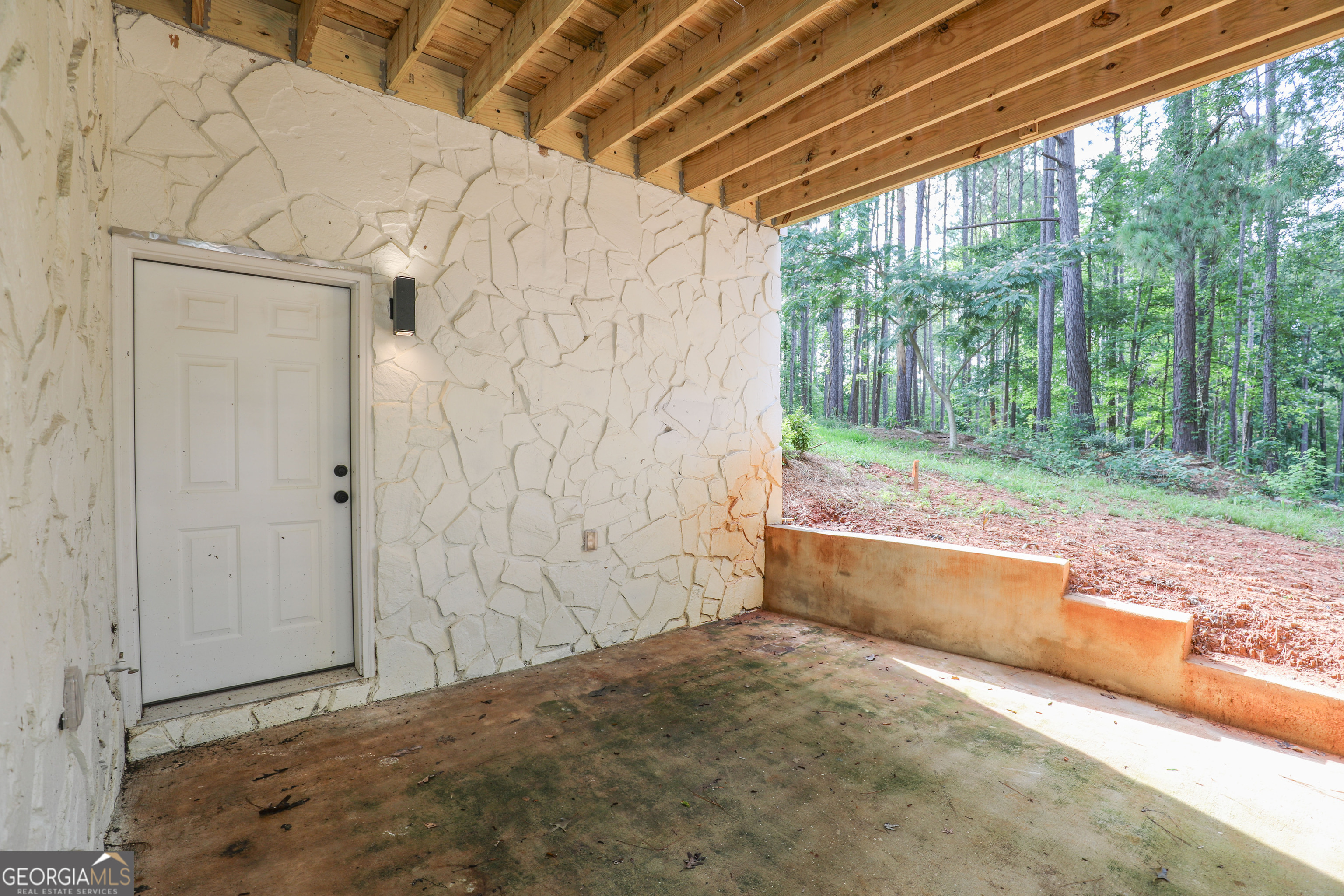 212 Southland Drive