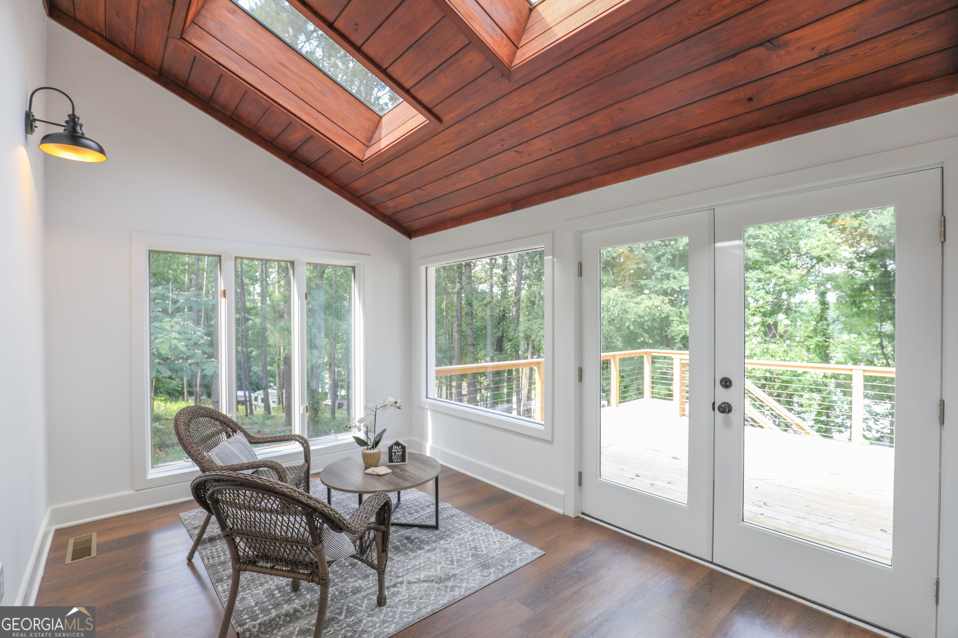 212 Southland Drive