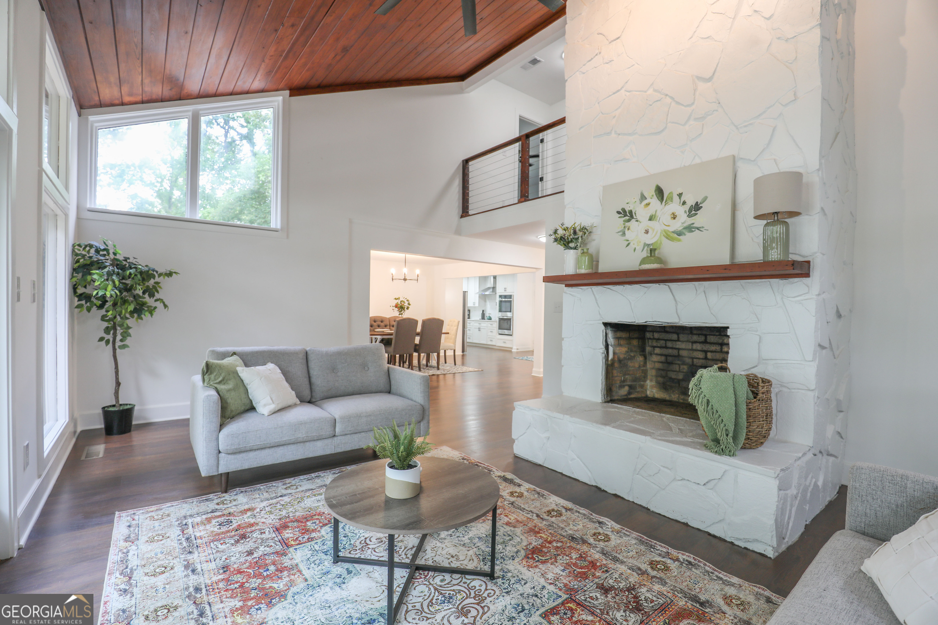 212 Southland Drive