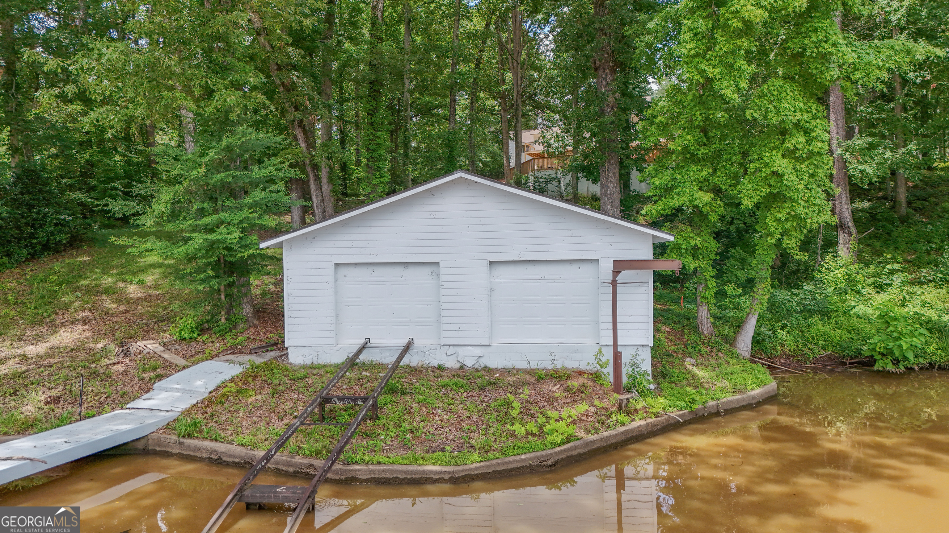 212 Southland Drive