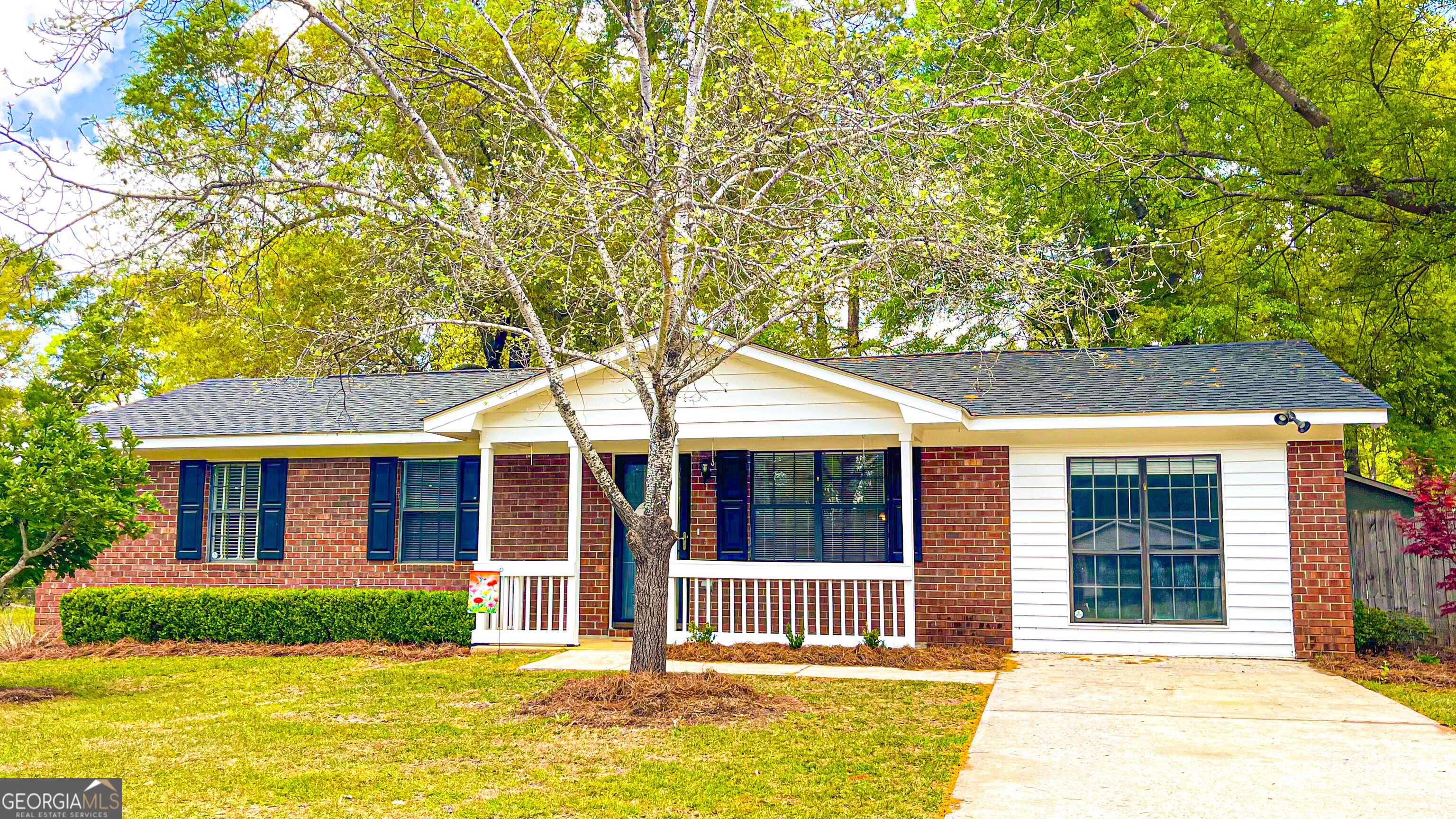 202 Woods Trail