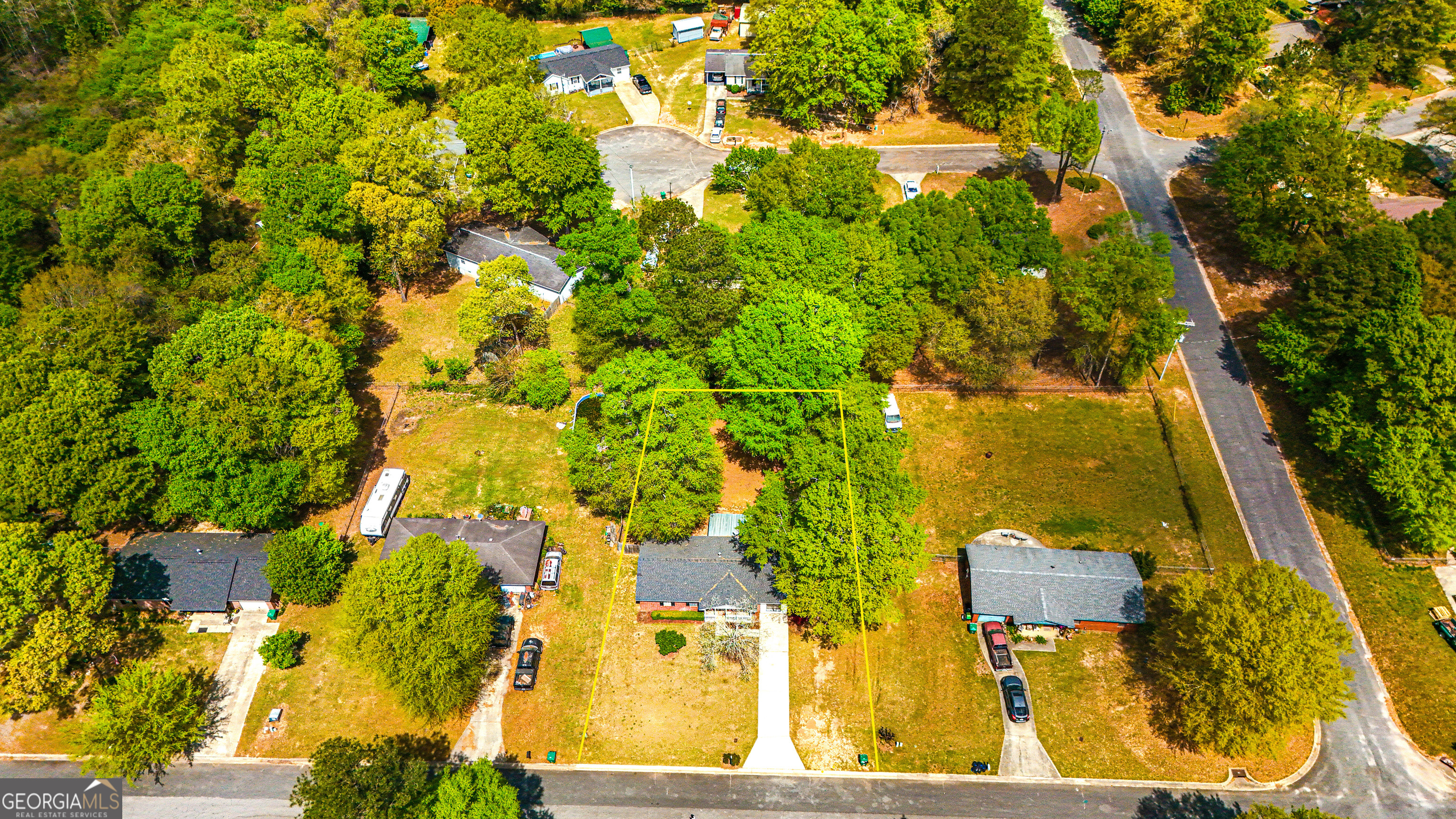 202 Woods Trail