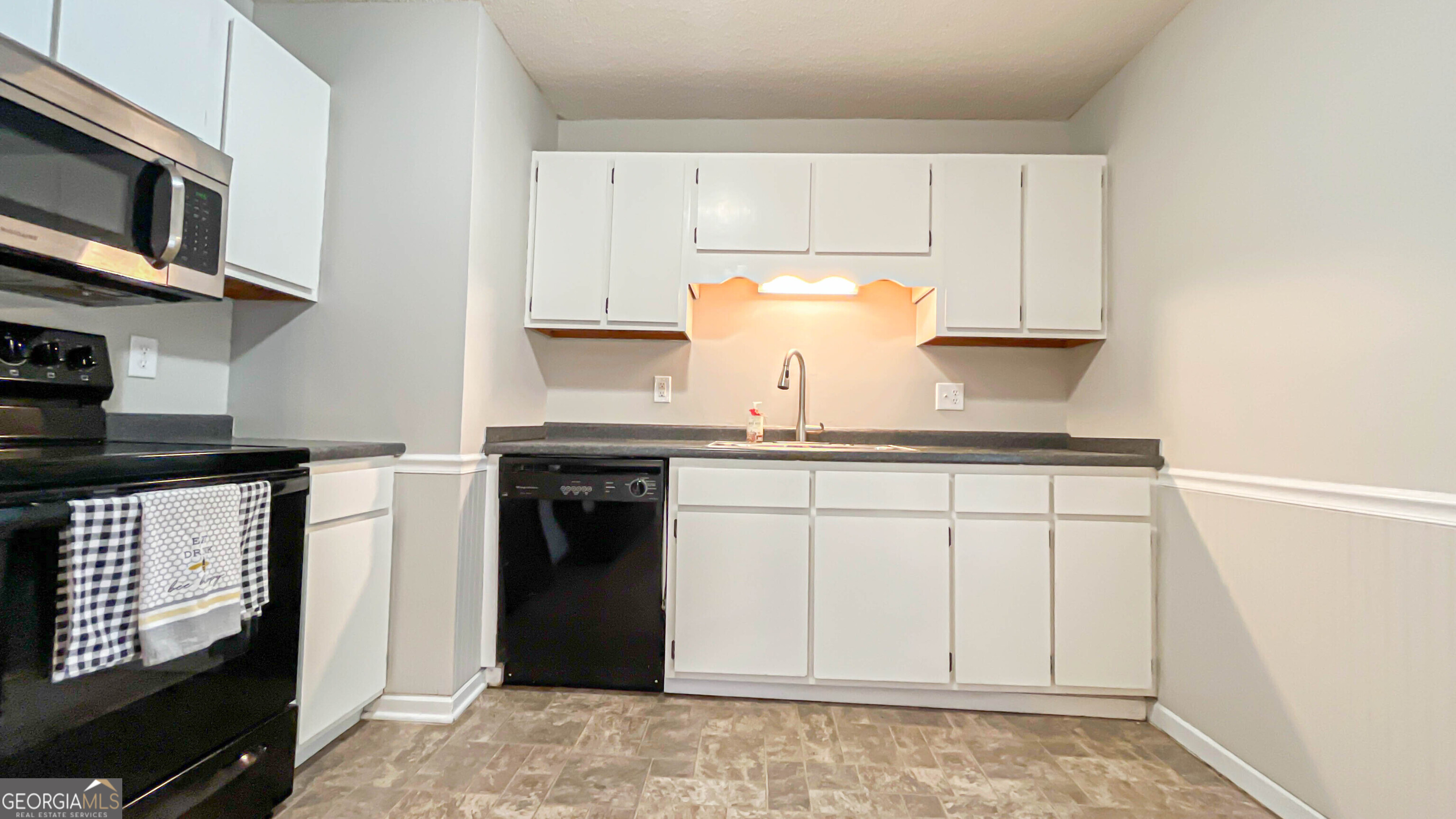 202 Woods Trail