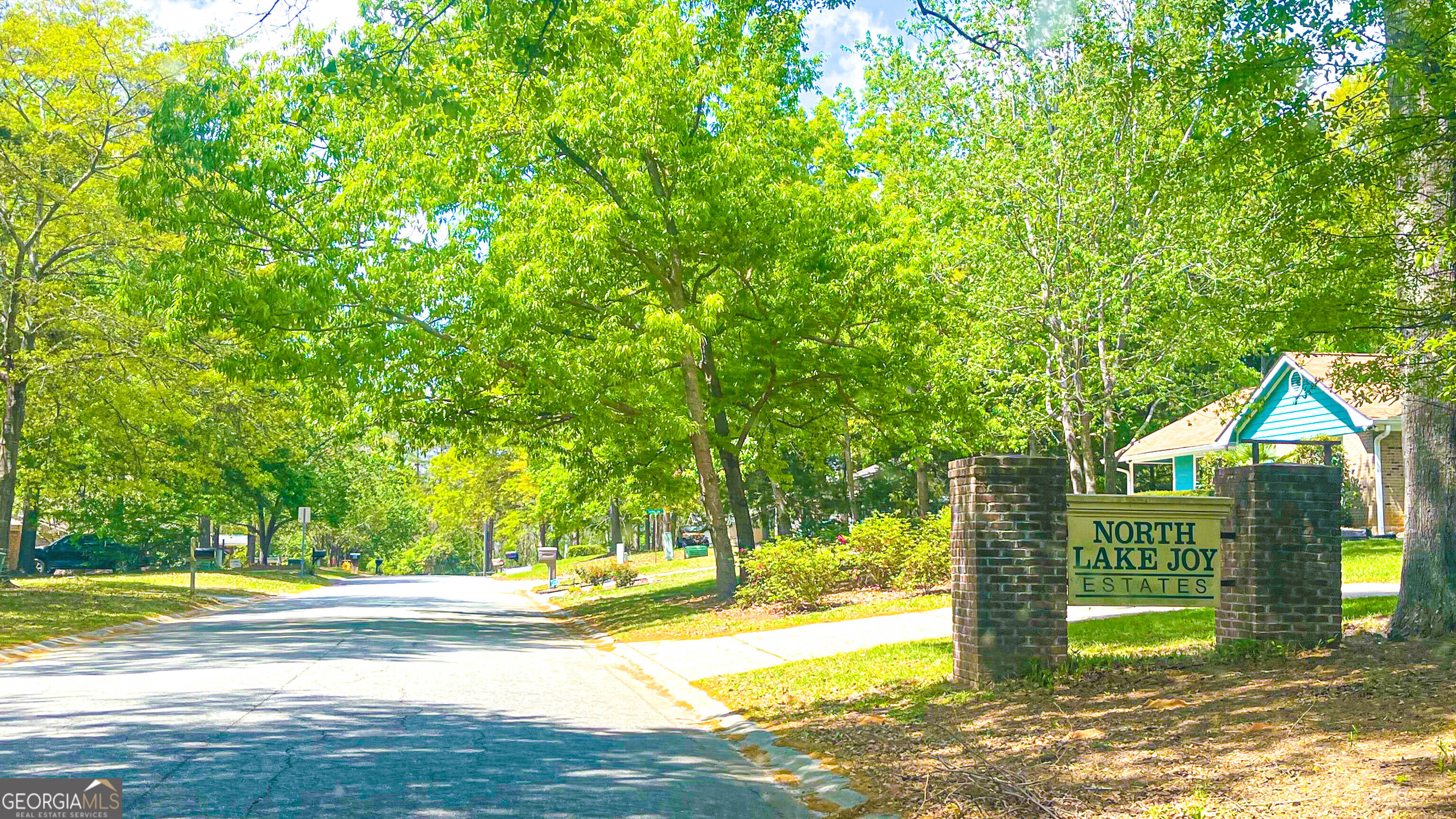 202 Woods Trail